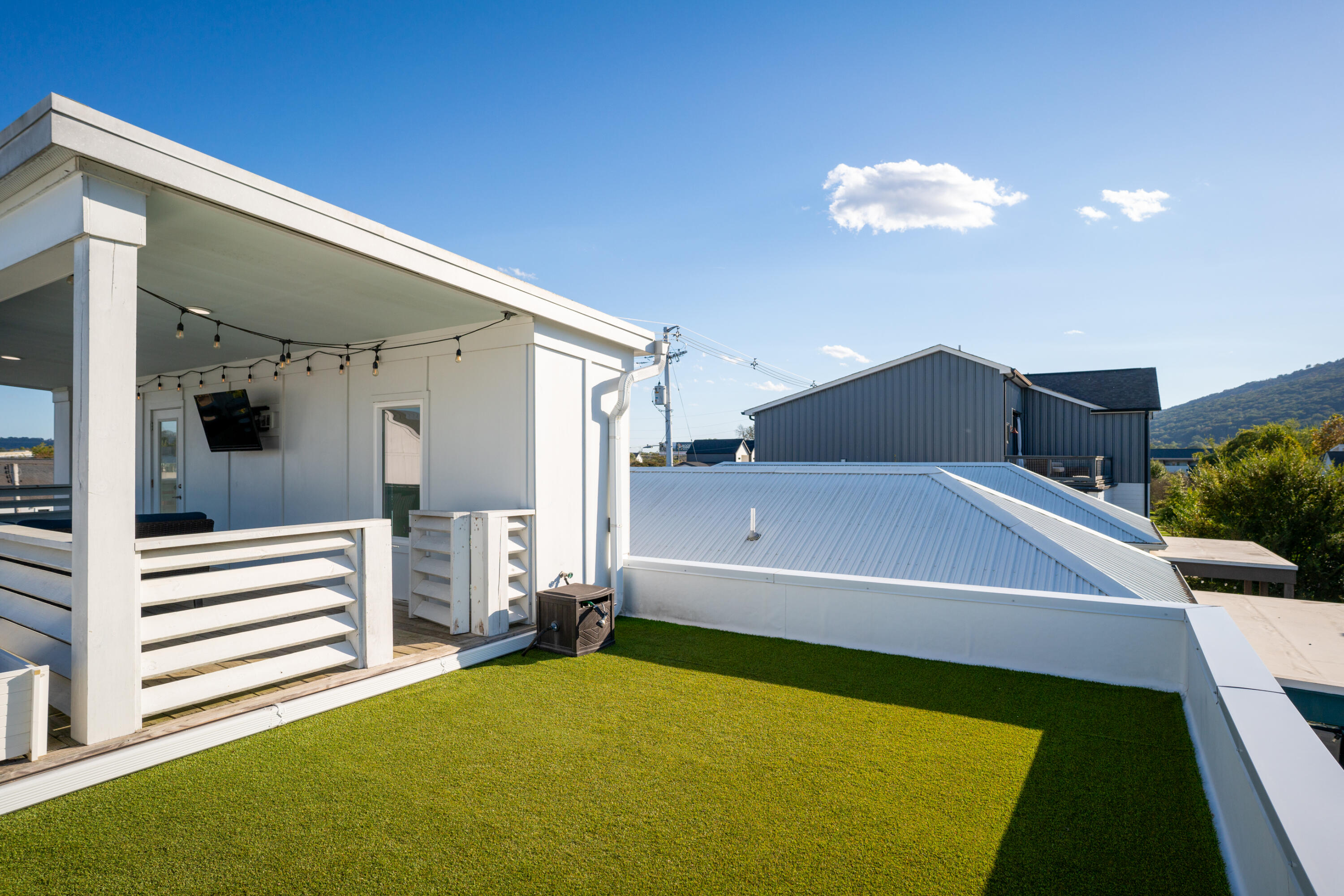 1473 Sinclair Avenue