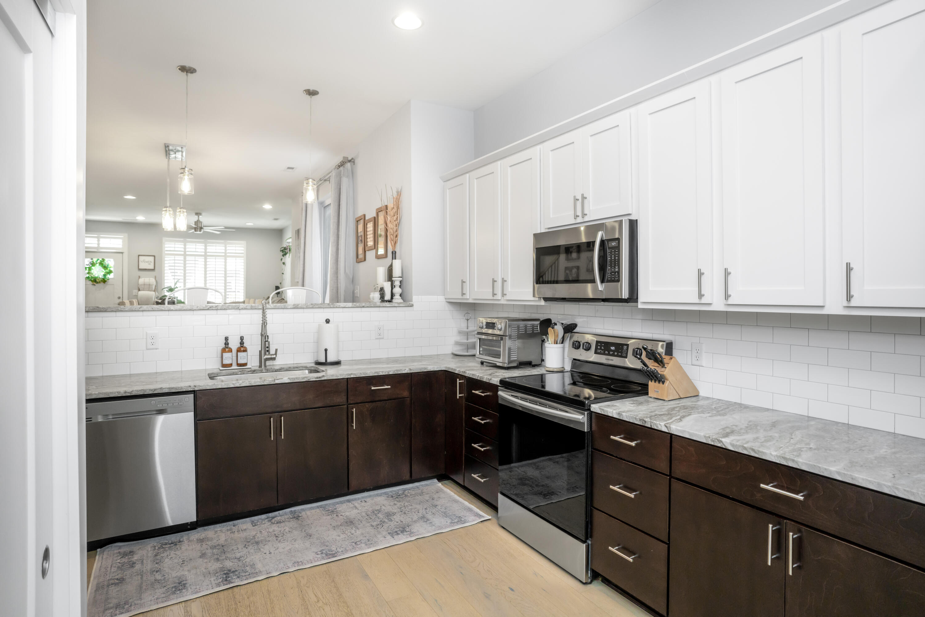 1473 Sinclair Avenue