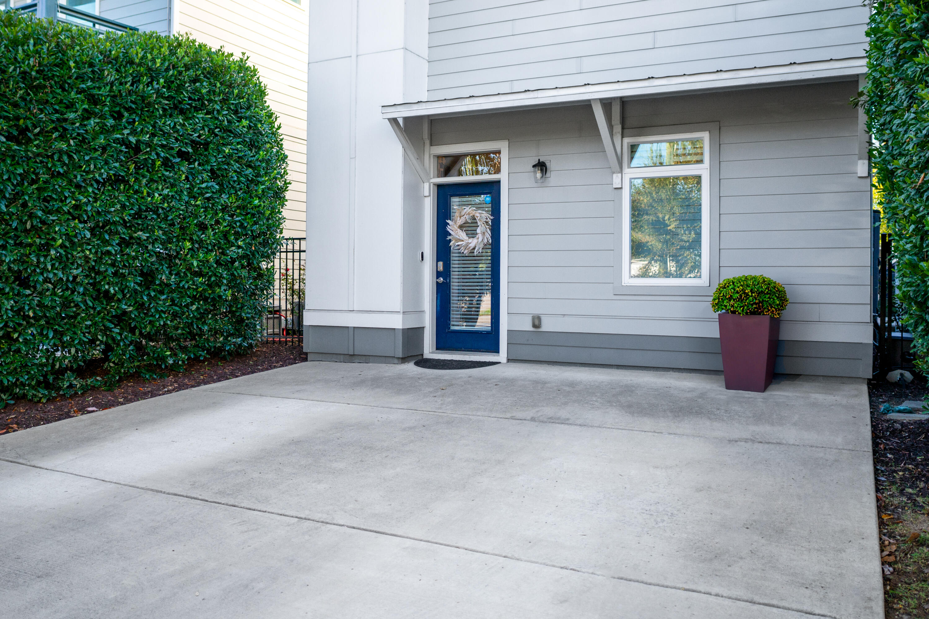 1473 Sinclair Avenue