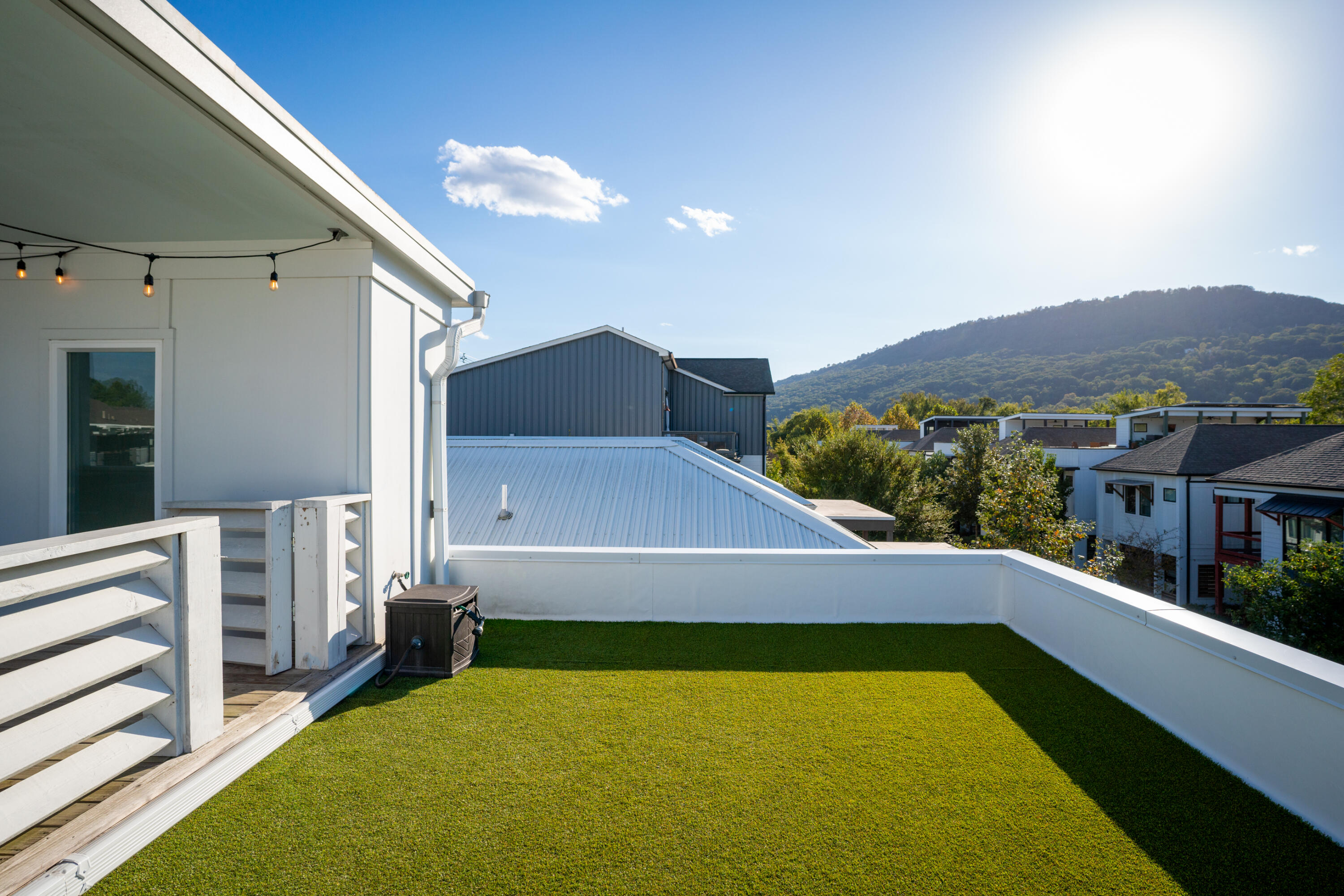 1473 Sinclair Avenue