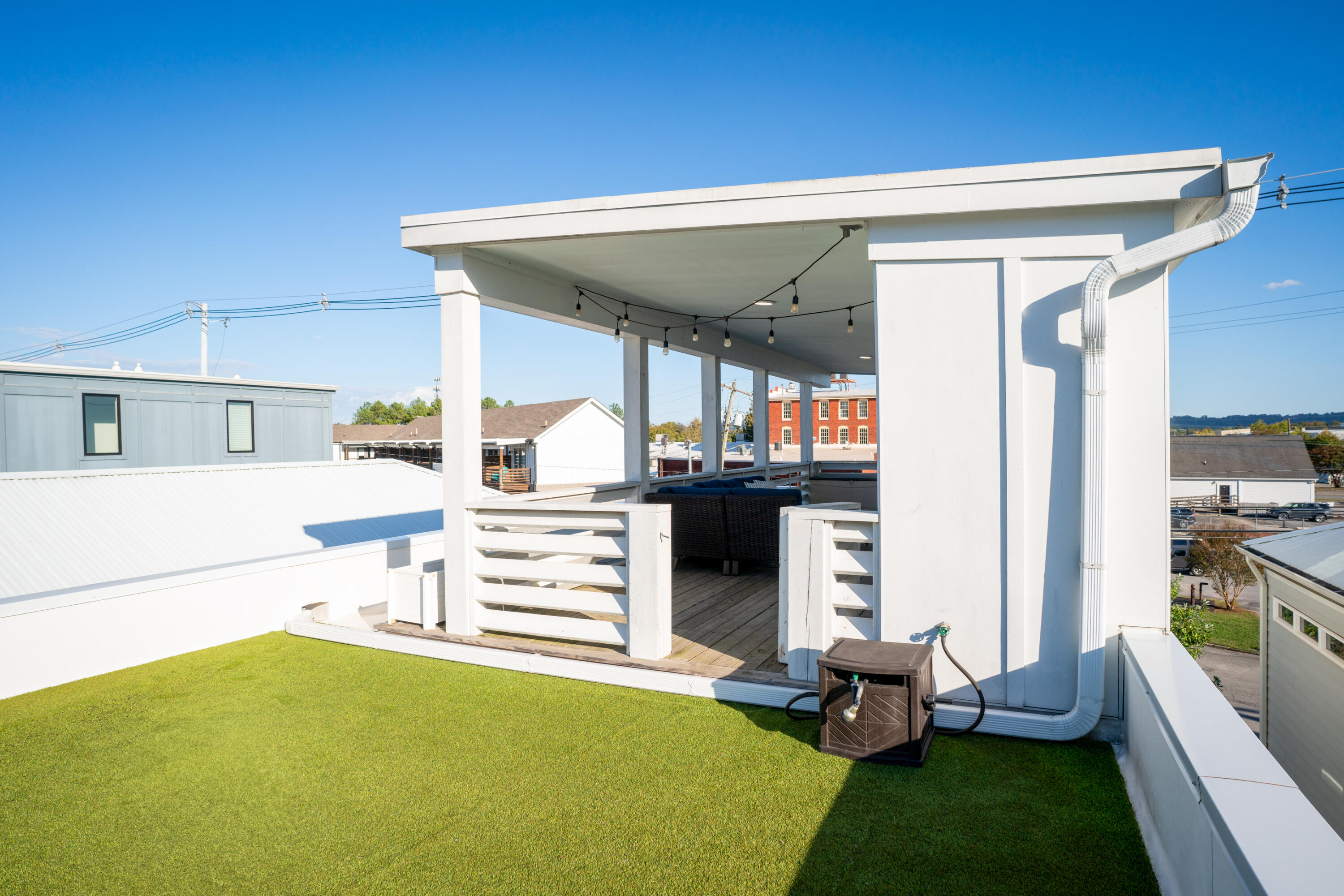 1473 Sinclair Avenue