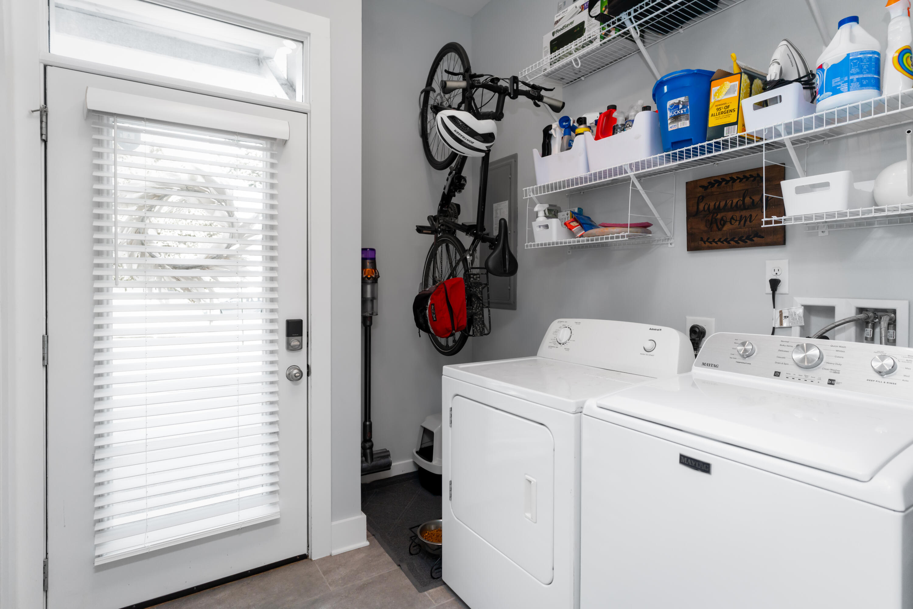 1473 Sinclair Avenue