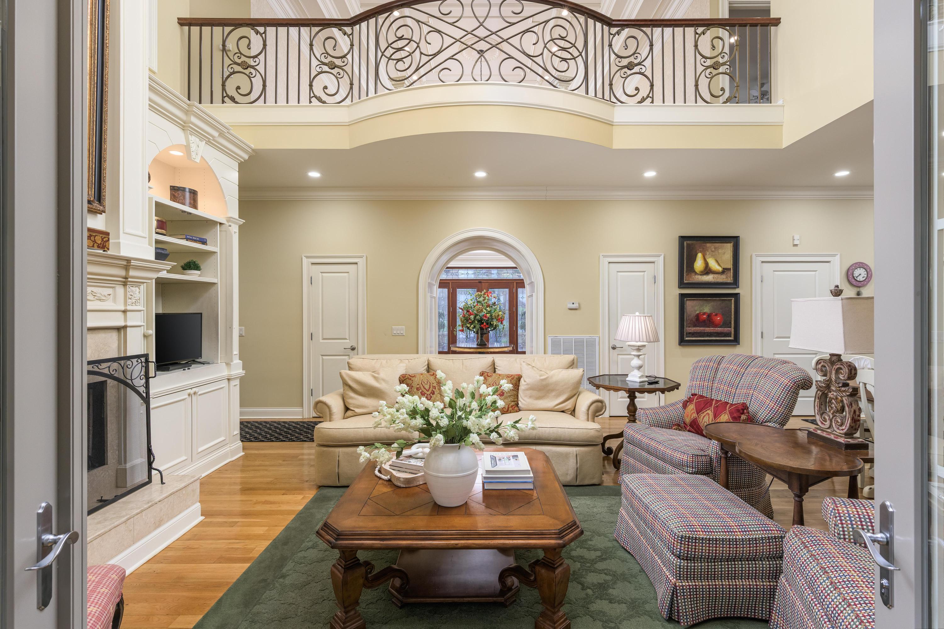 5636 Mountain Breeze Drive