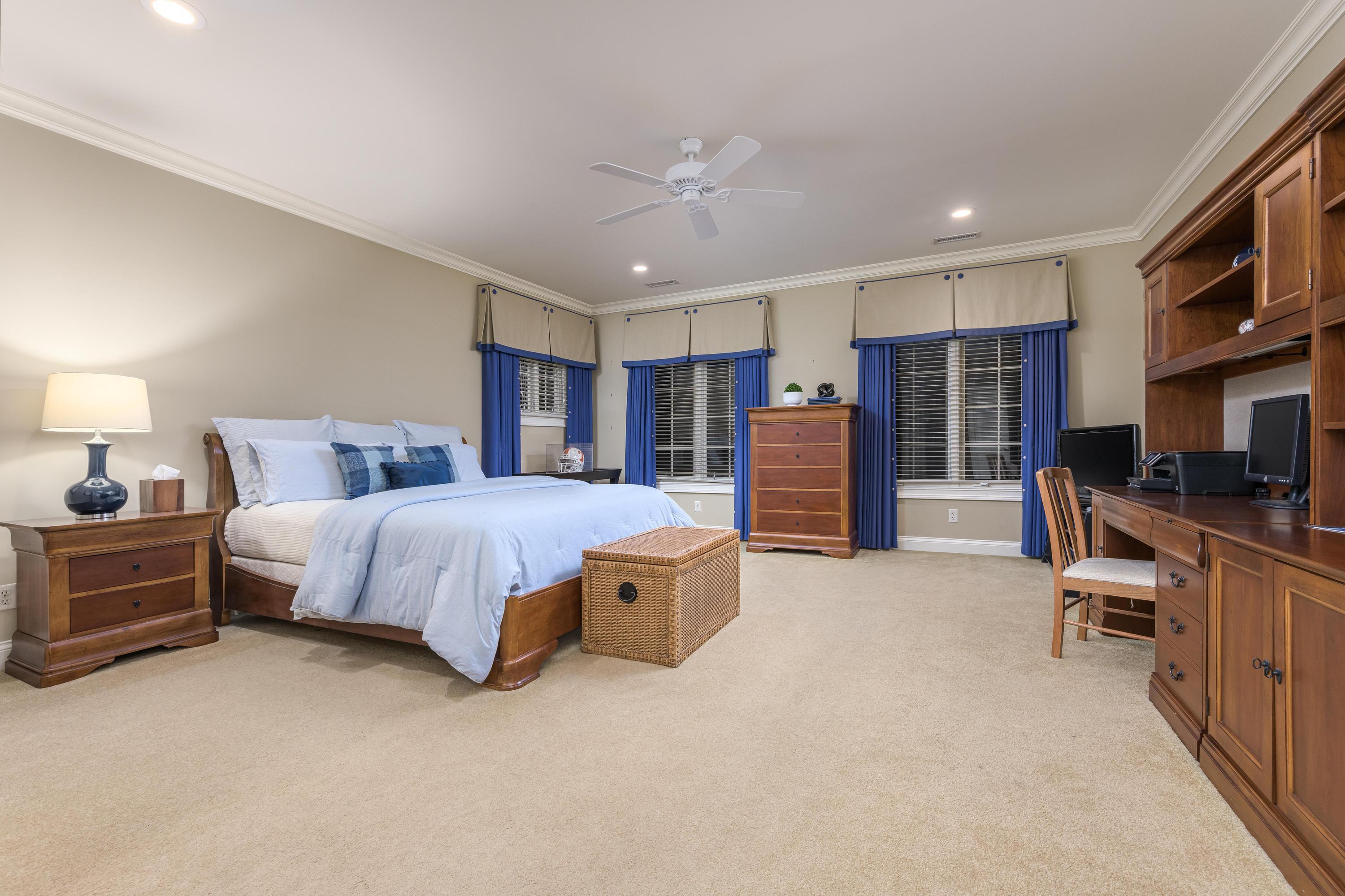 5636 Mountain Breeze Drive