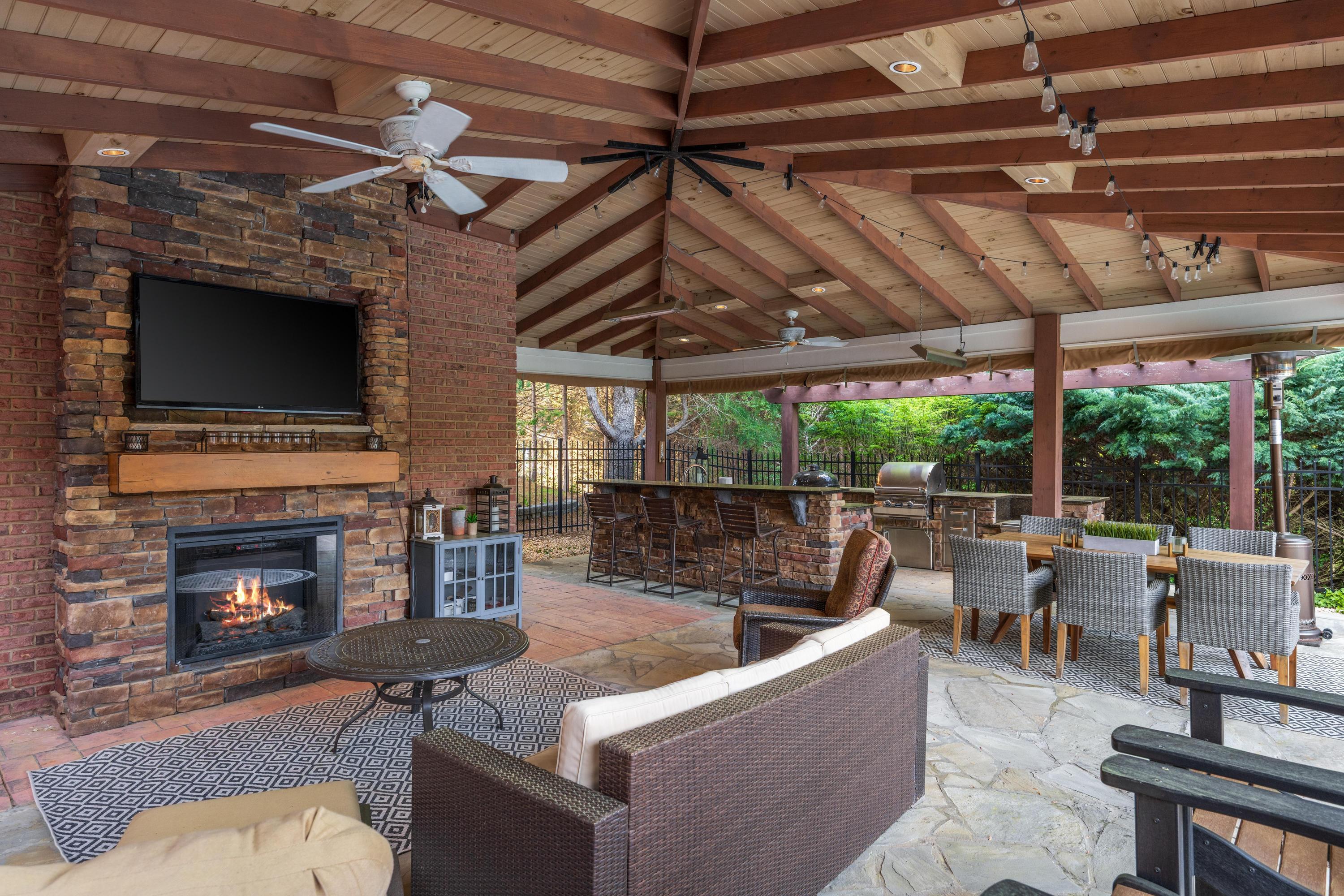 5636 Mountain Breeze Drive