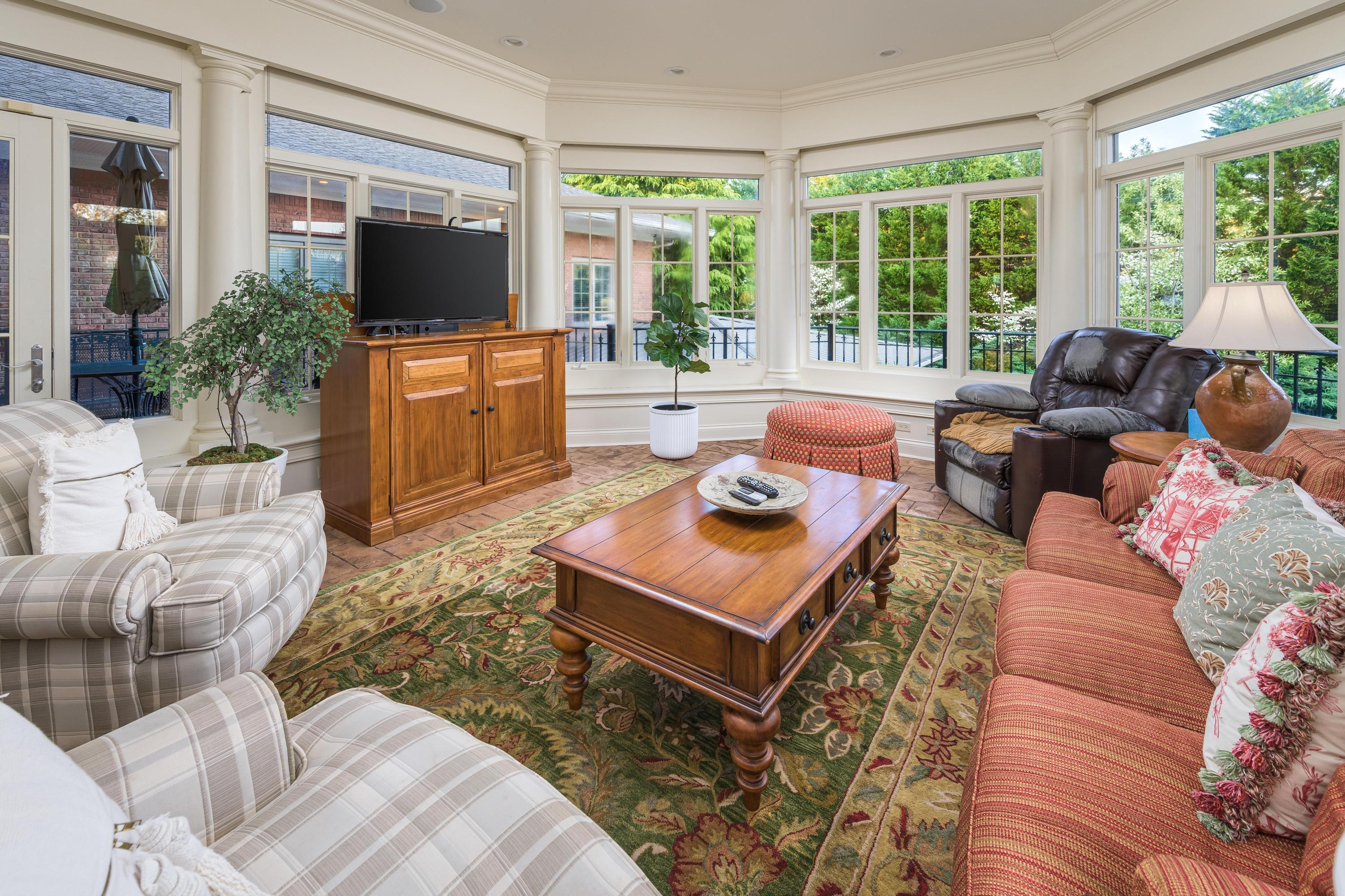 5636 Mountain Breeze Drive