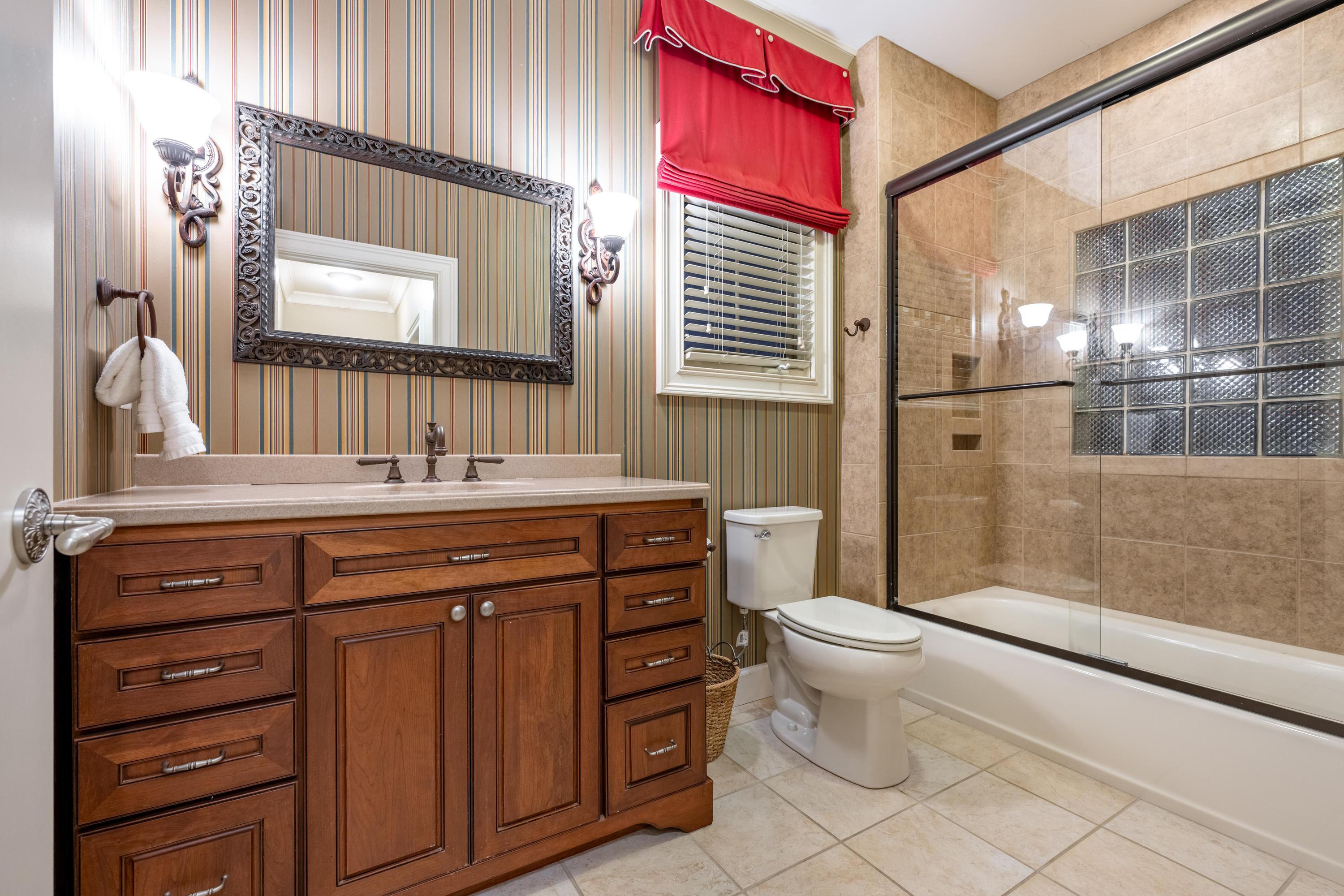 5636 Mountain Breeze Drive