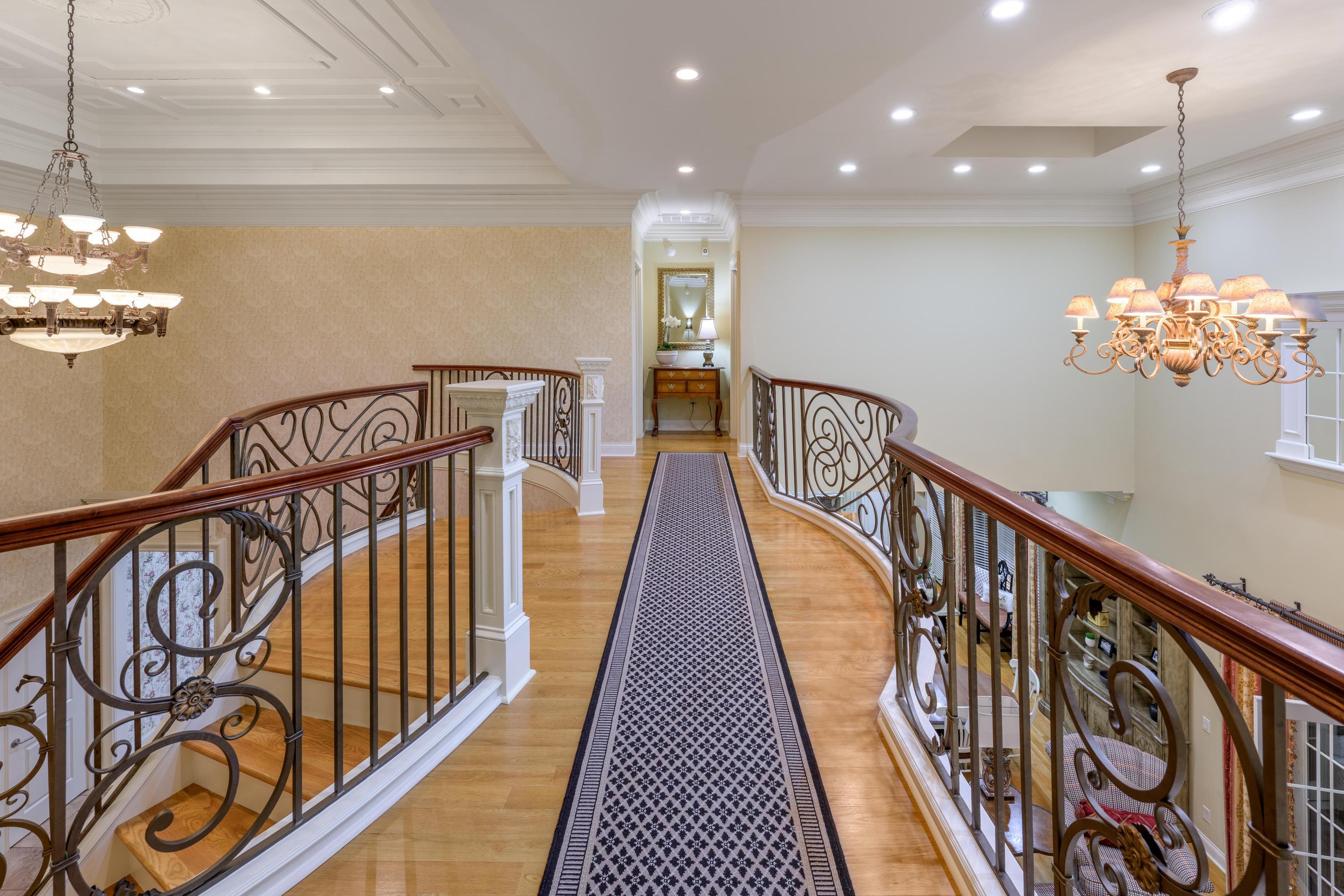 5636 Mountain Breeze Drive