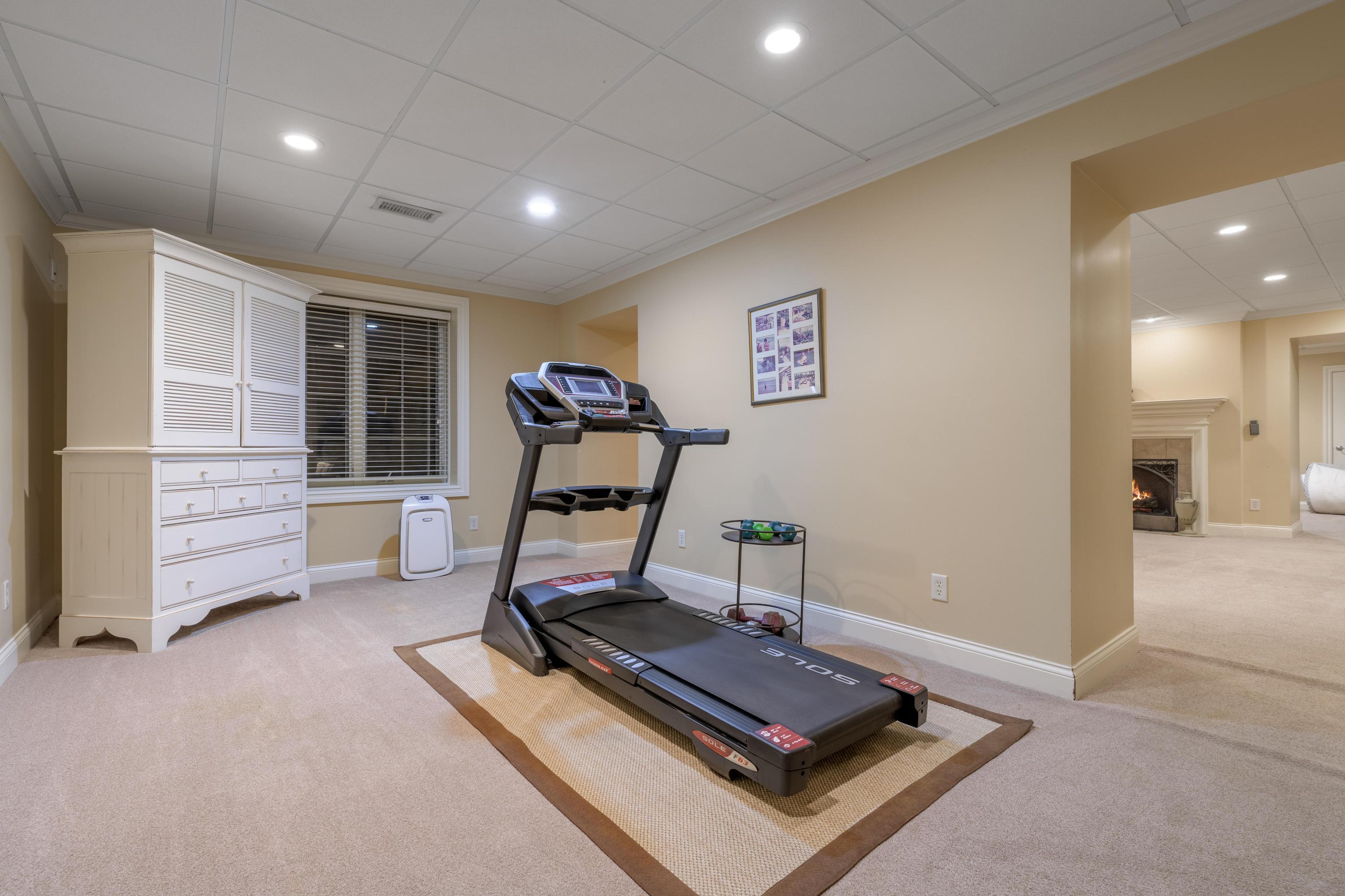 5636 Mountain Breeze Drive