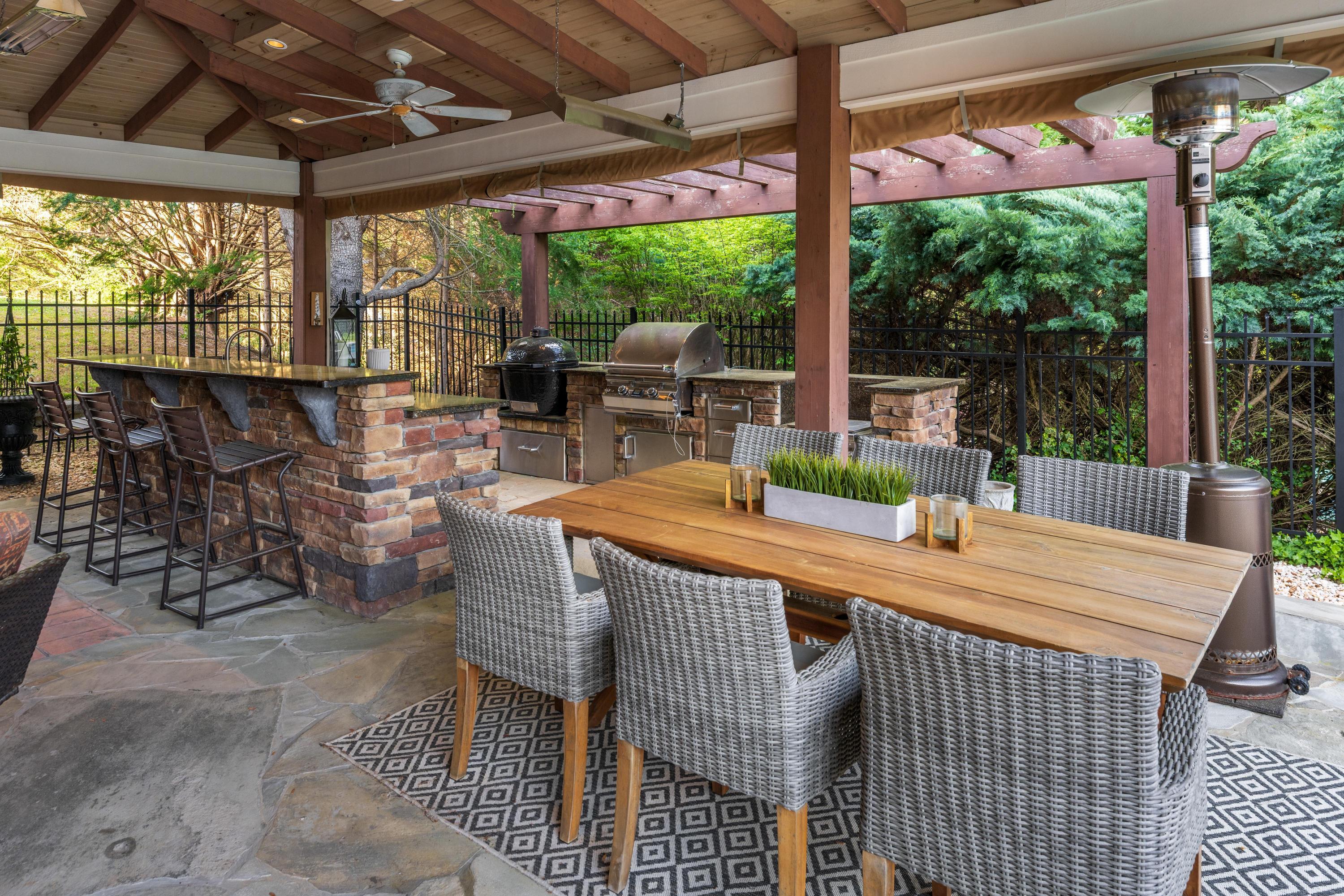 5636 Mountain Breeze Drive