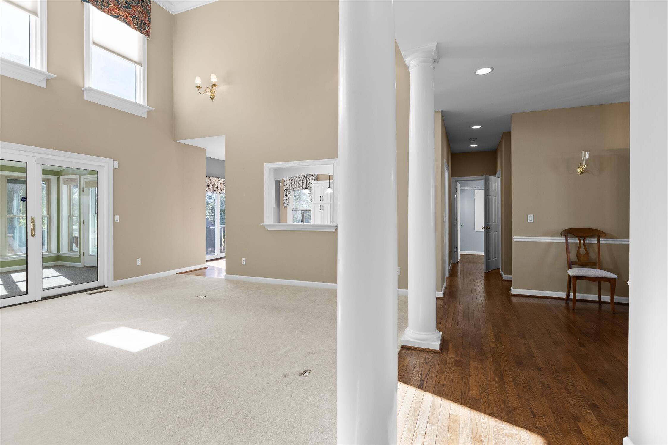 8106 Carriage Xing Lane