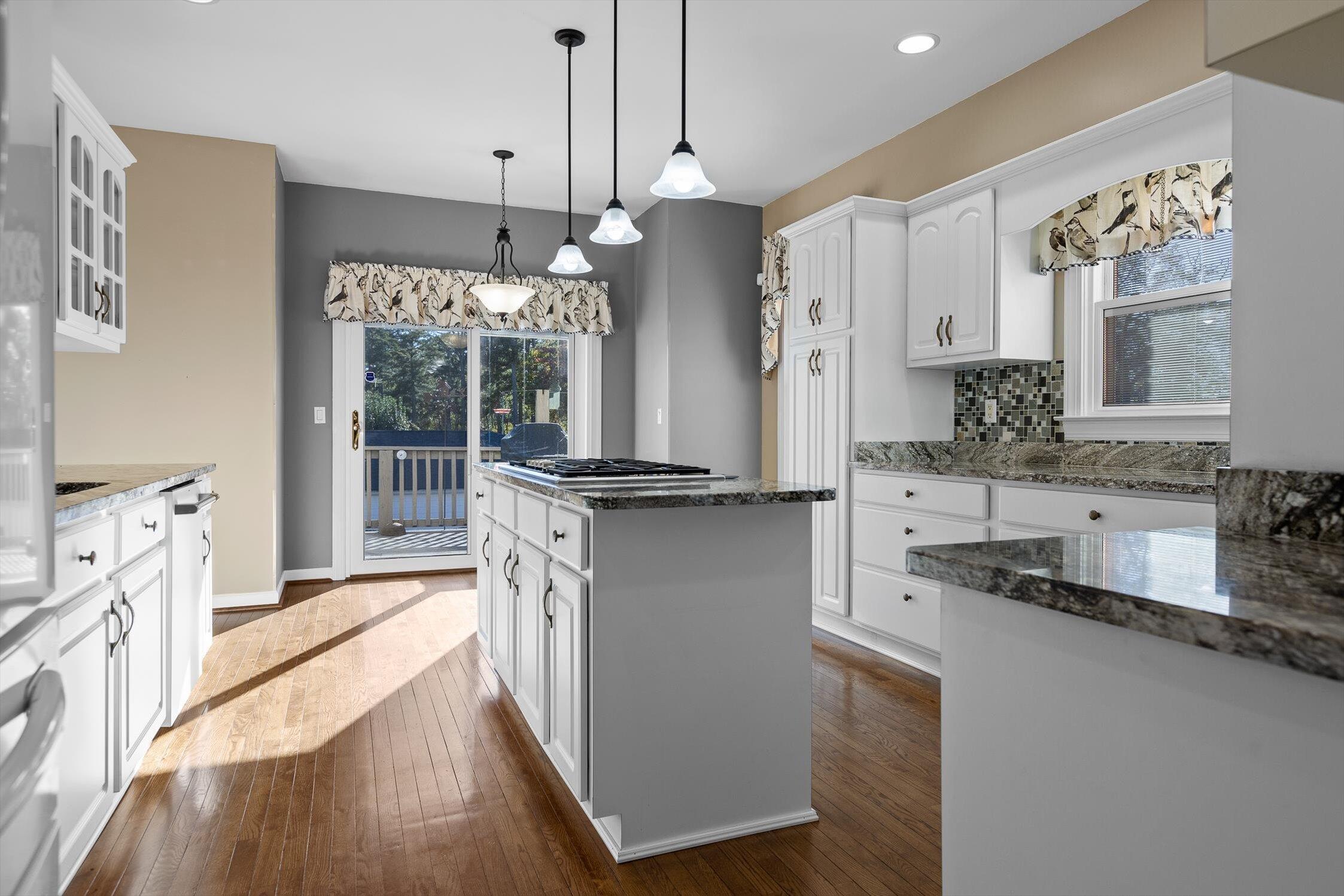 8106 Carriage Xing Lane