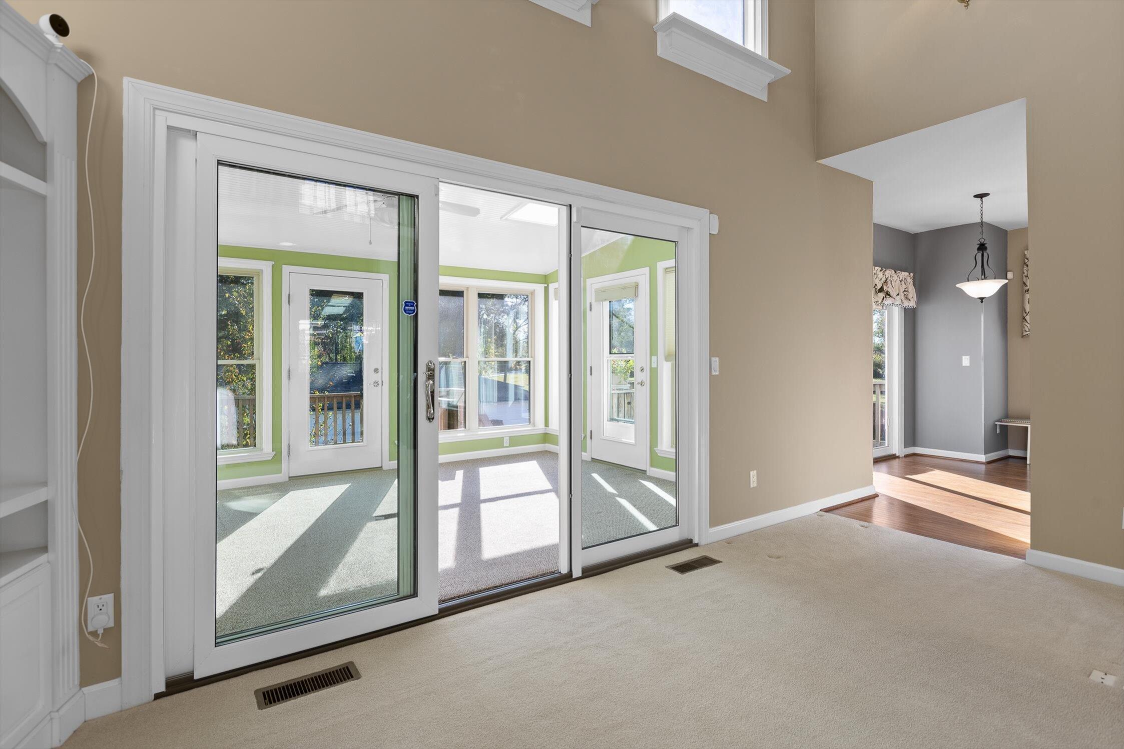 8106 Carriage Xing Lane