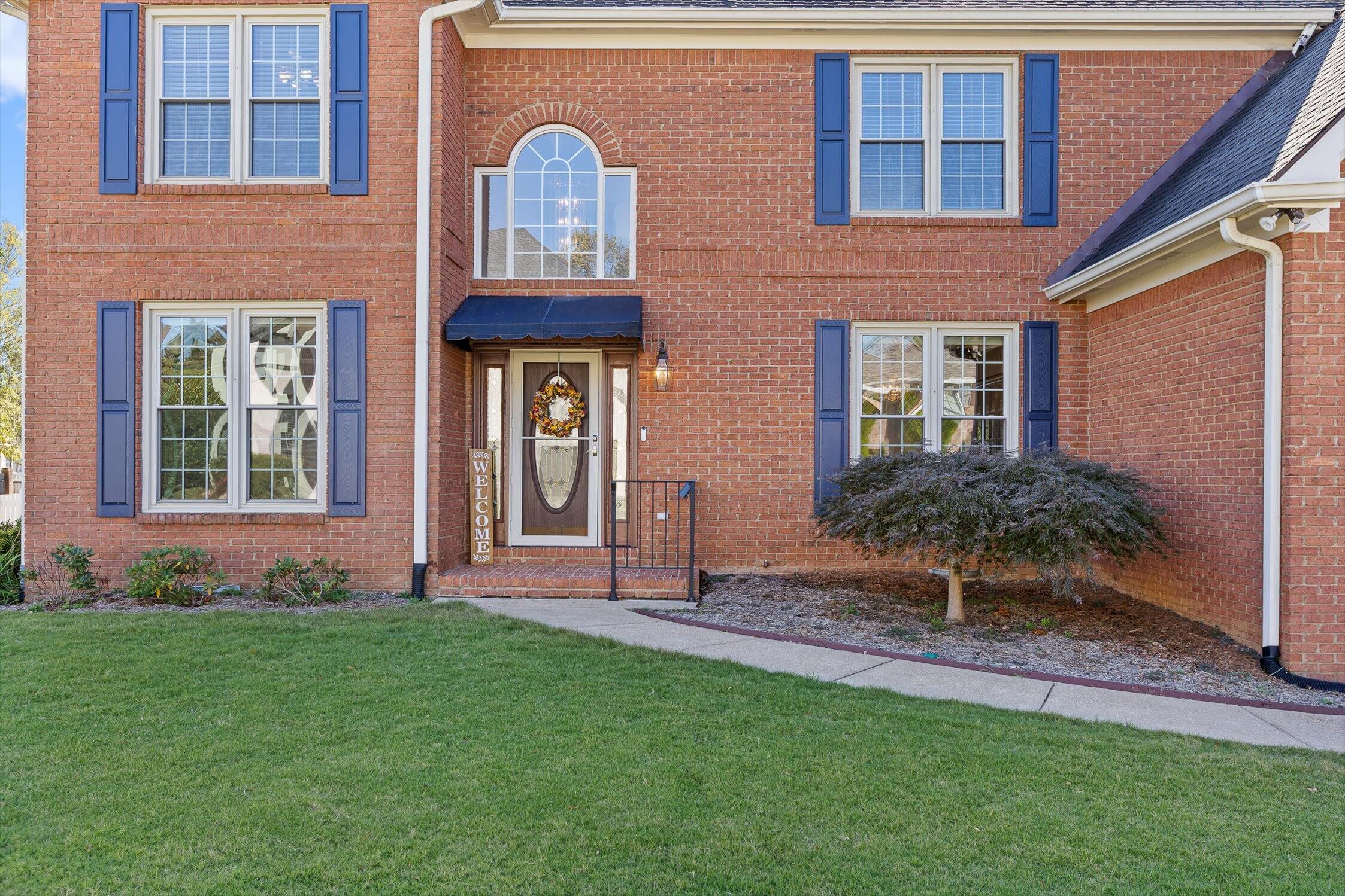 8106 Carriage Xing Lane