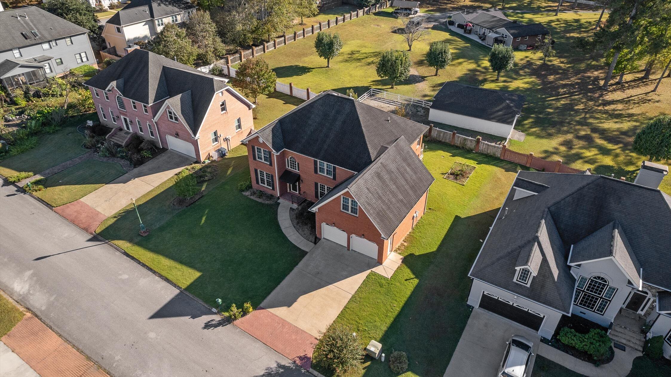 8106 Carriage Xing Lane