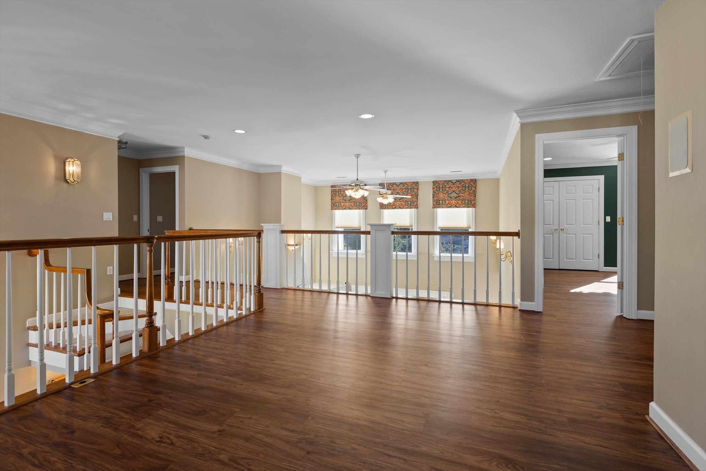 8106 Carriage Xing Lane