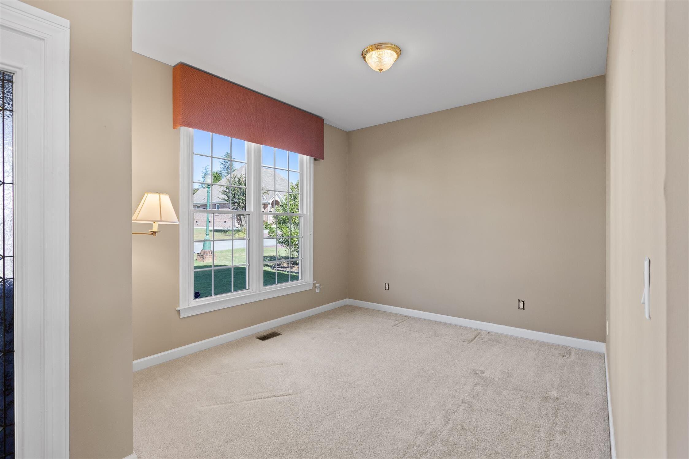 8106 Carriage Xing Lane