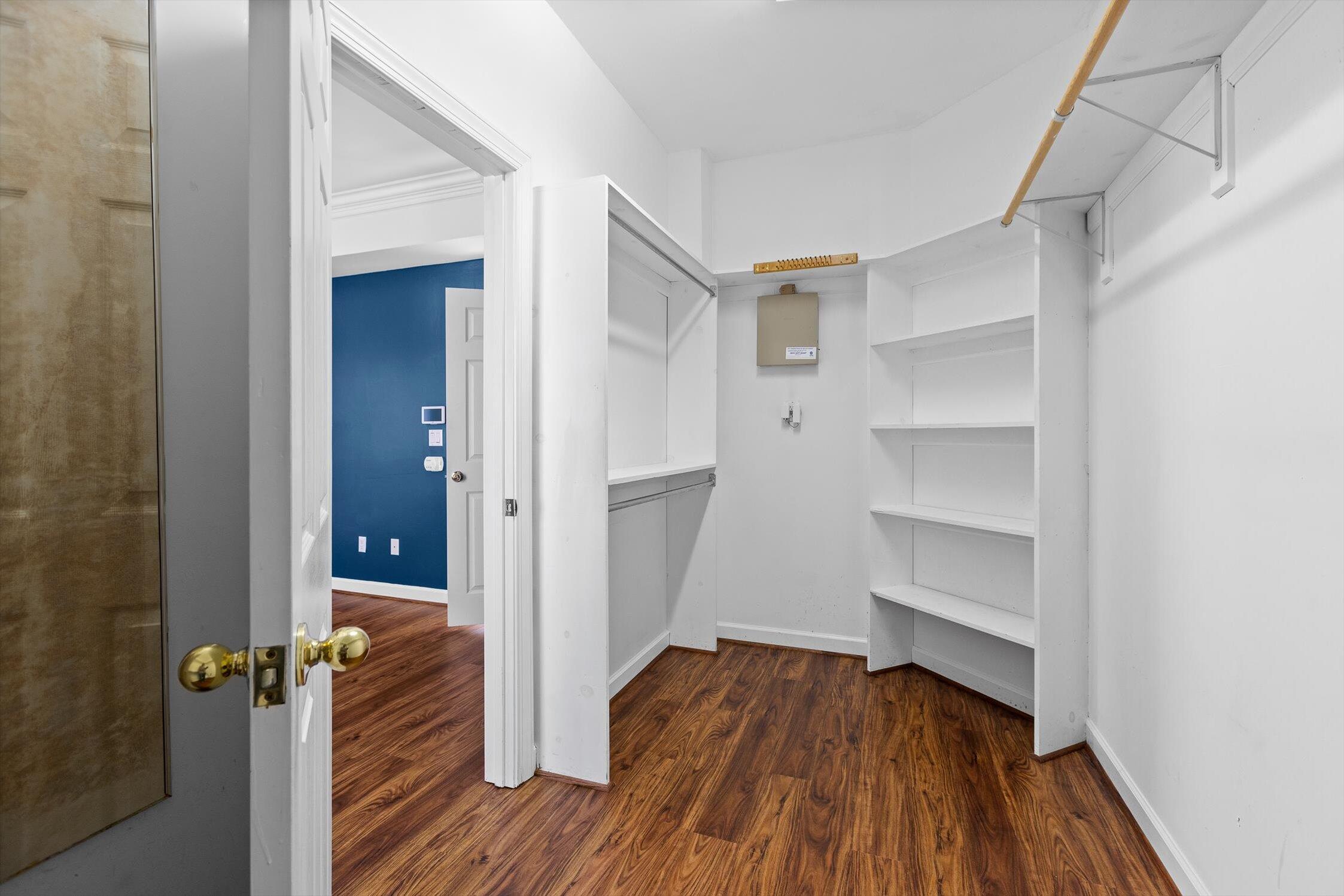 8106 Carriage Xing Lane