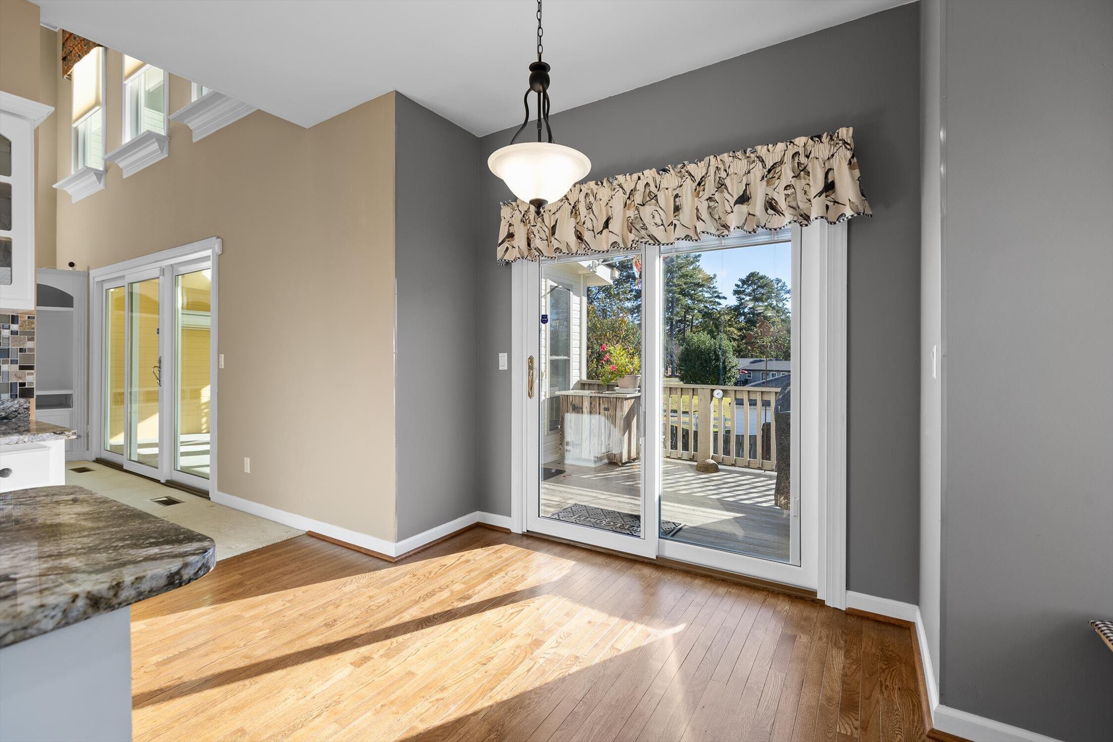 8106 Carriage Xing Lane