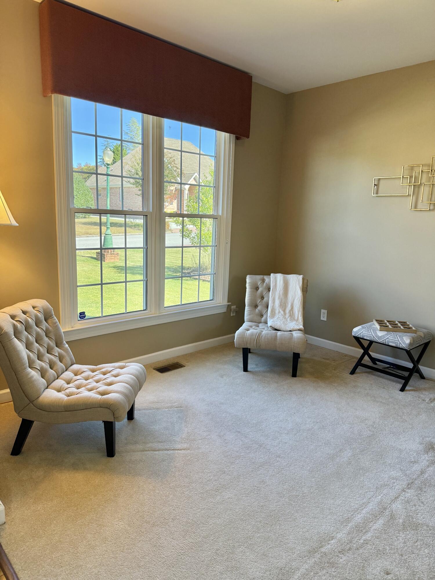 8106 Carriage Xing Lane