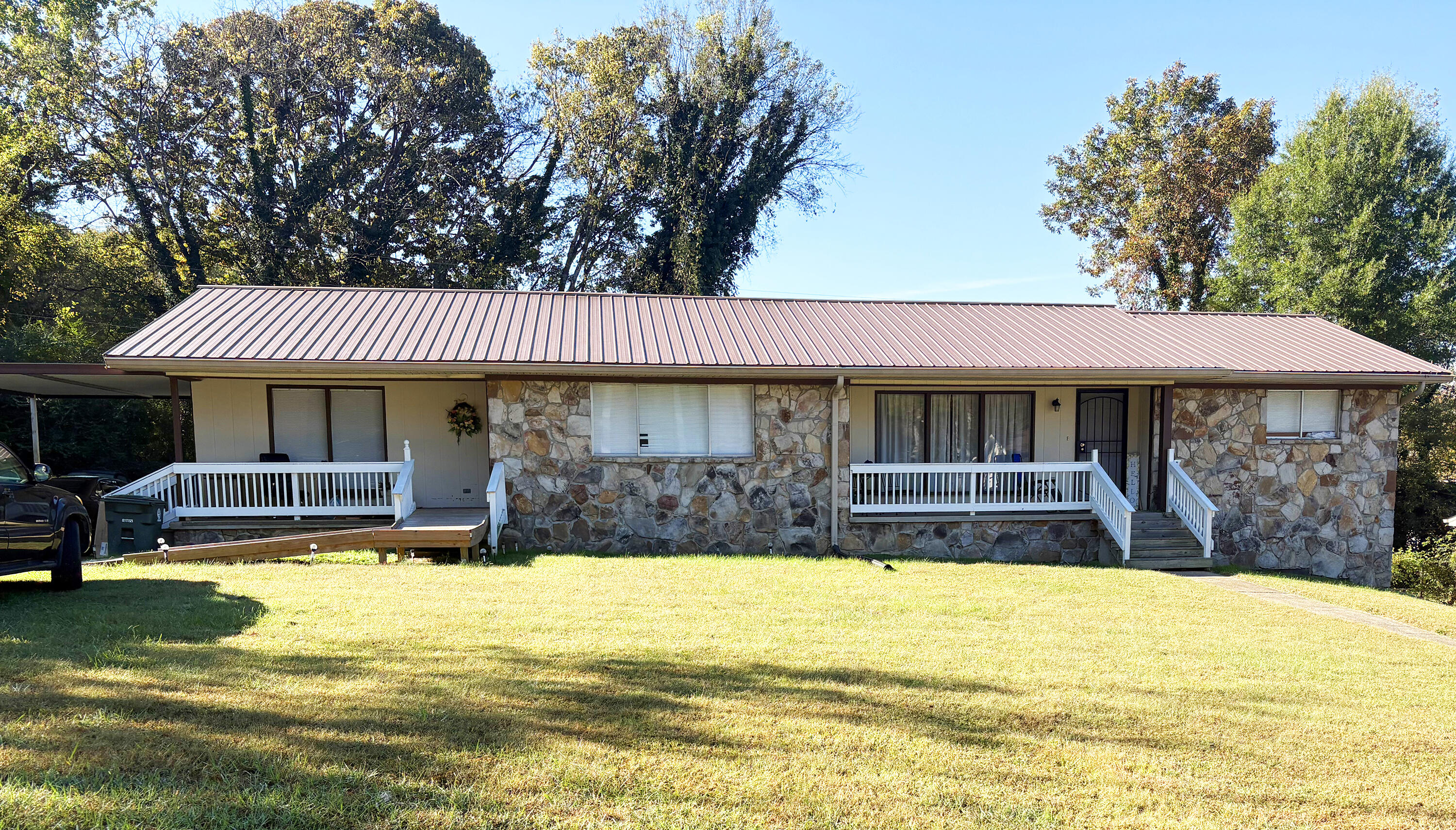 7156 Holland Lane, & 7158