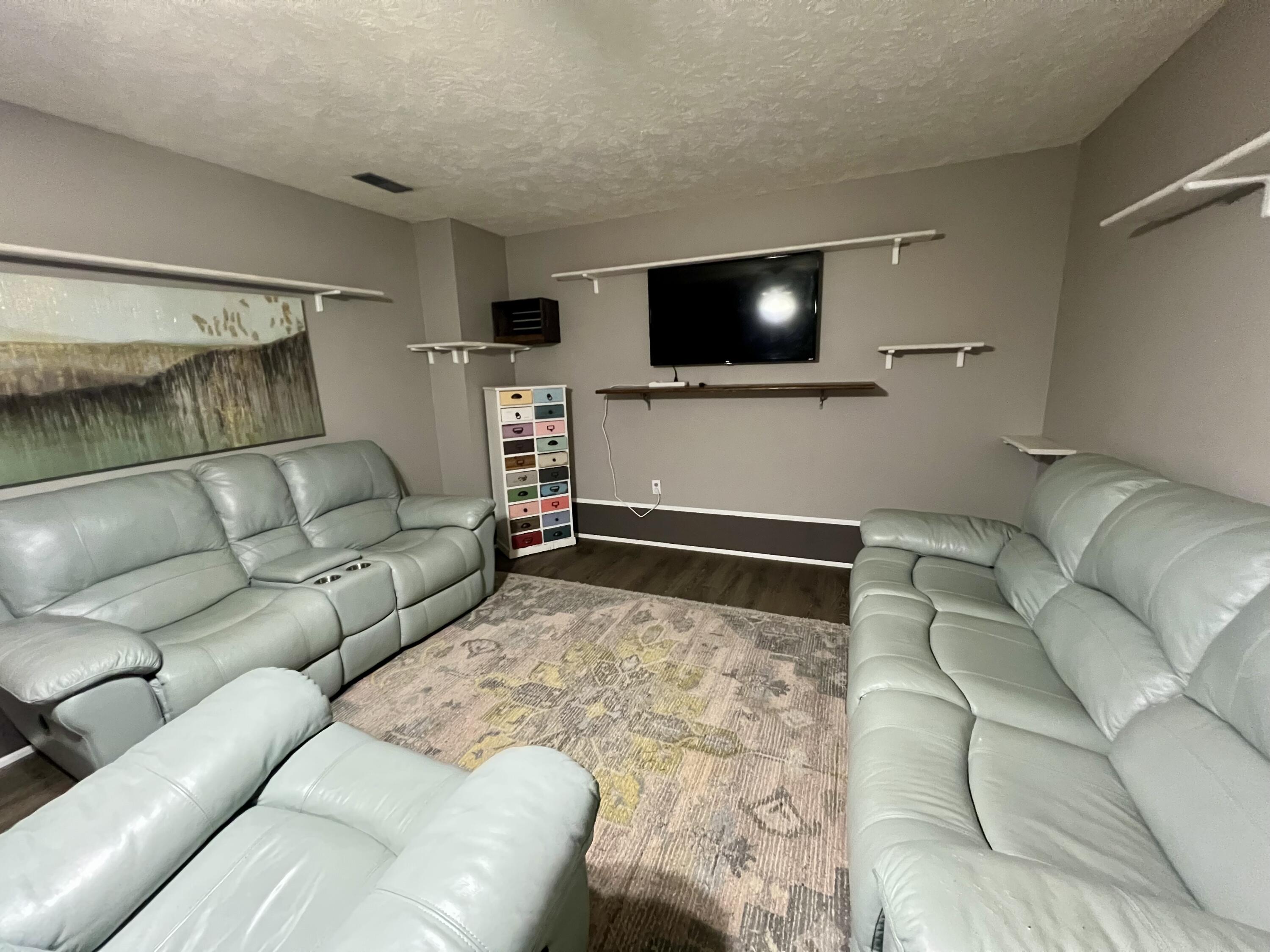 2316 Green Valley Road