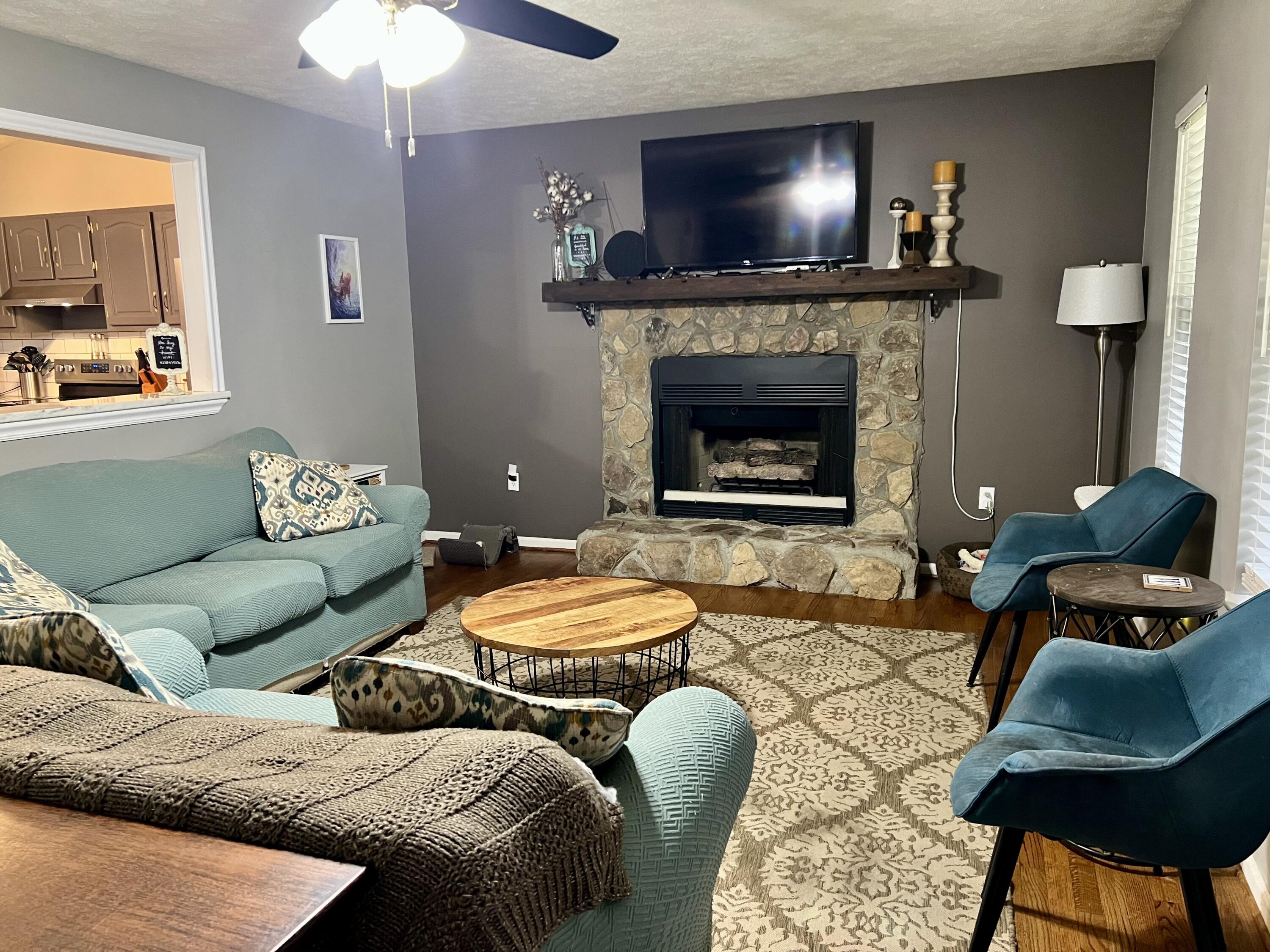 2316 Green Valley Road