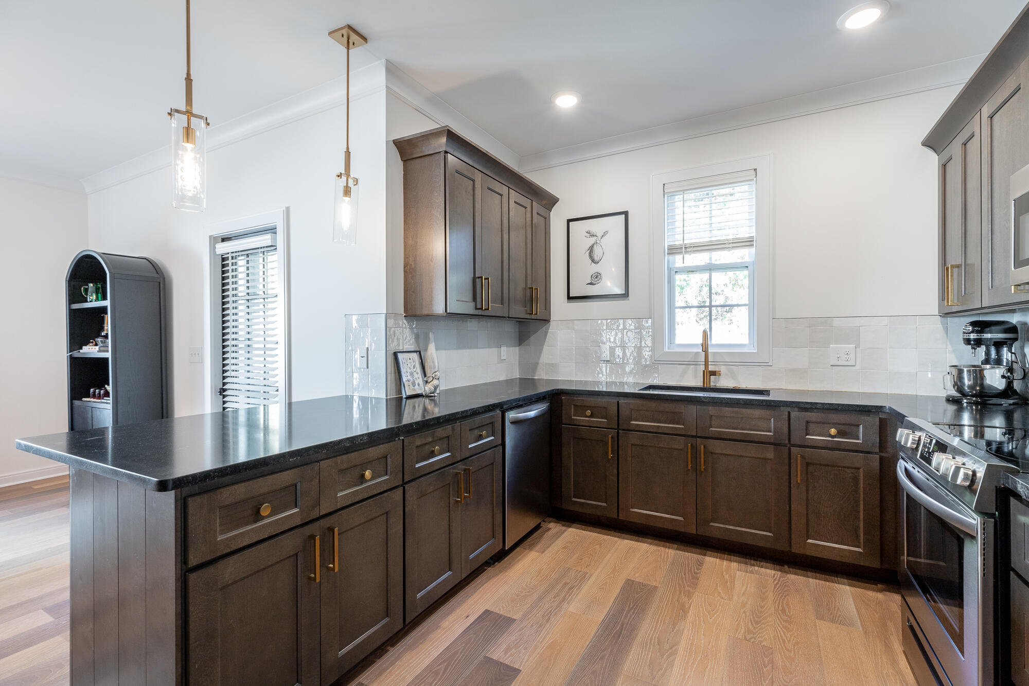 1046 S Seminole Drive