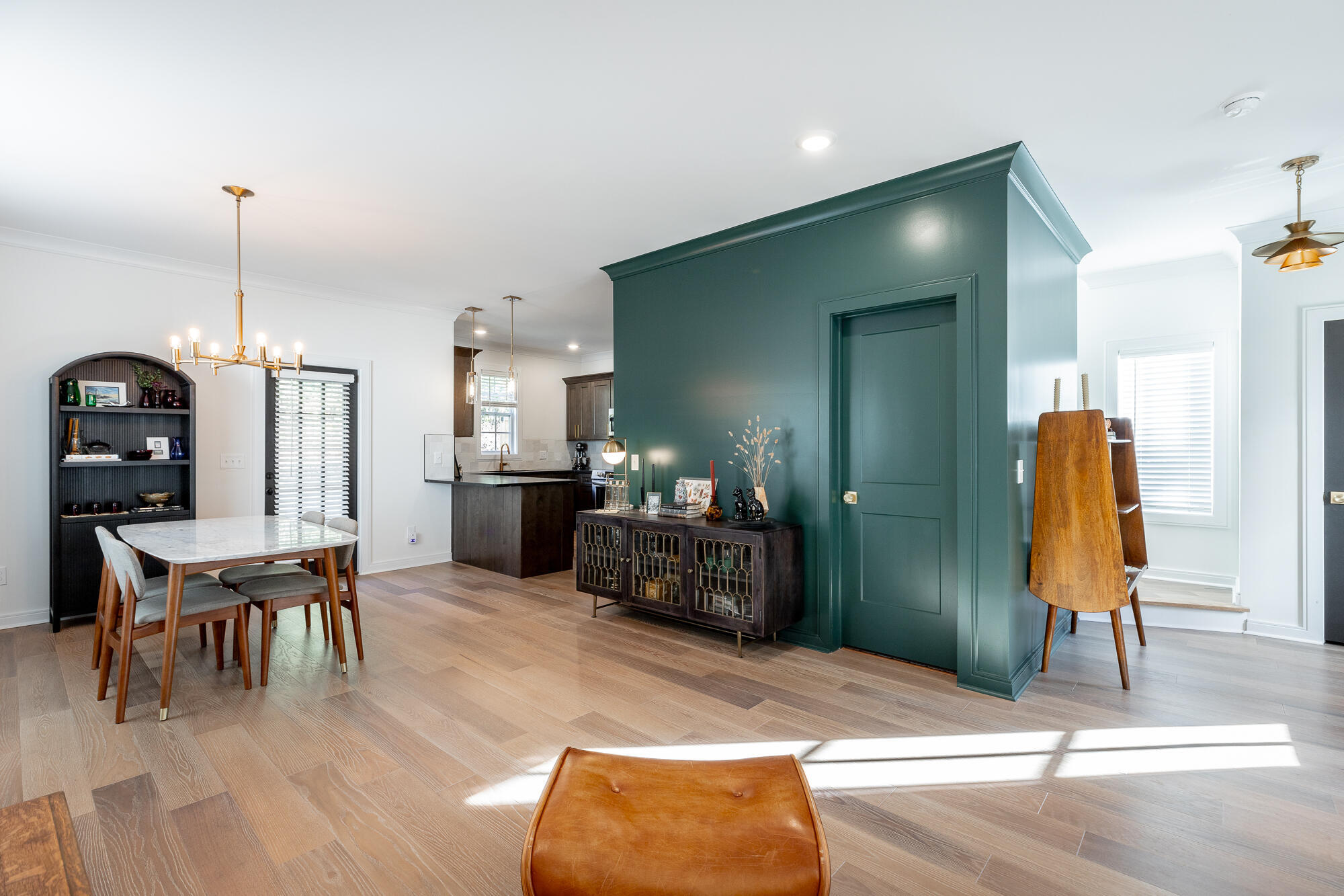 1046 S Seminole Drive