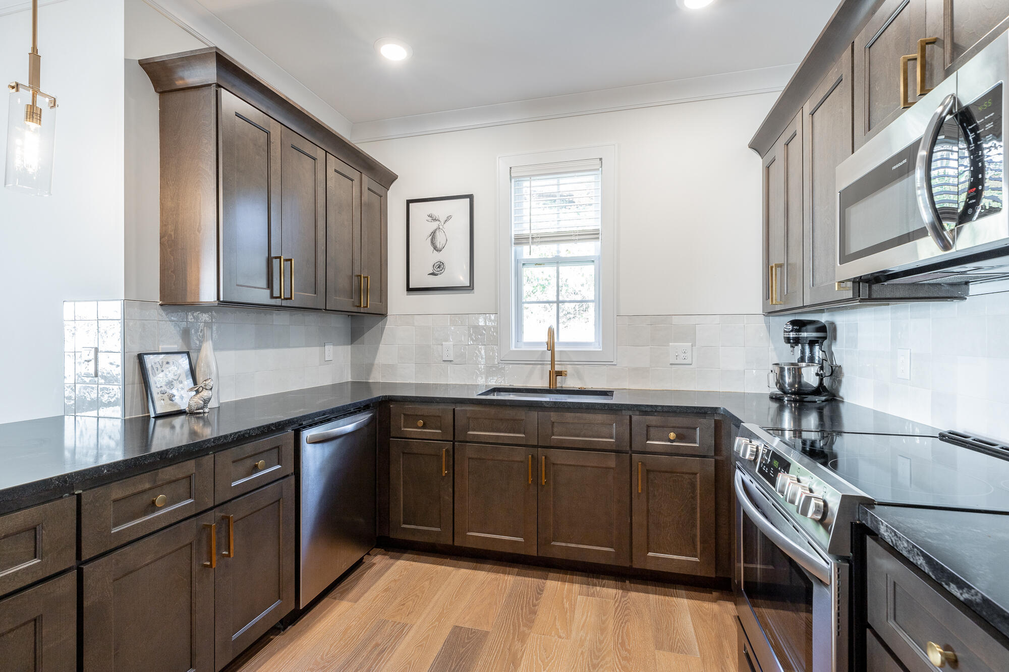 1046 S Seminole Drive