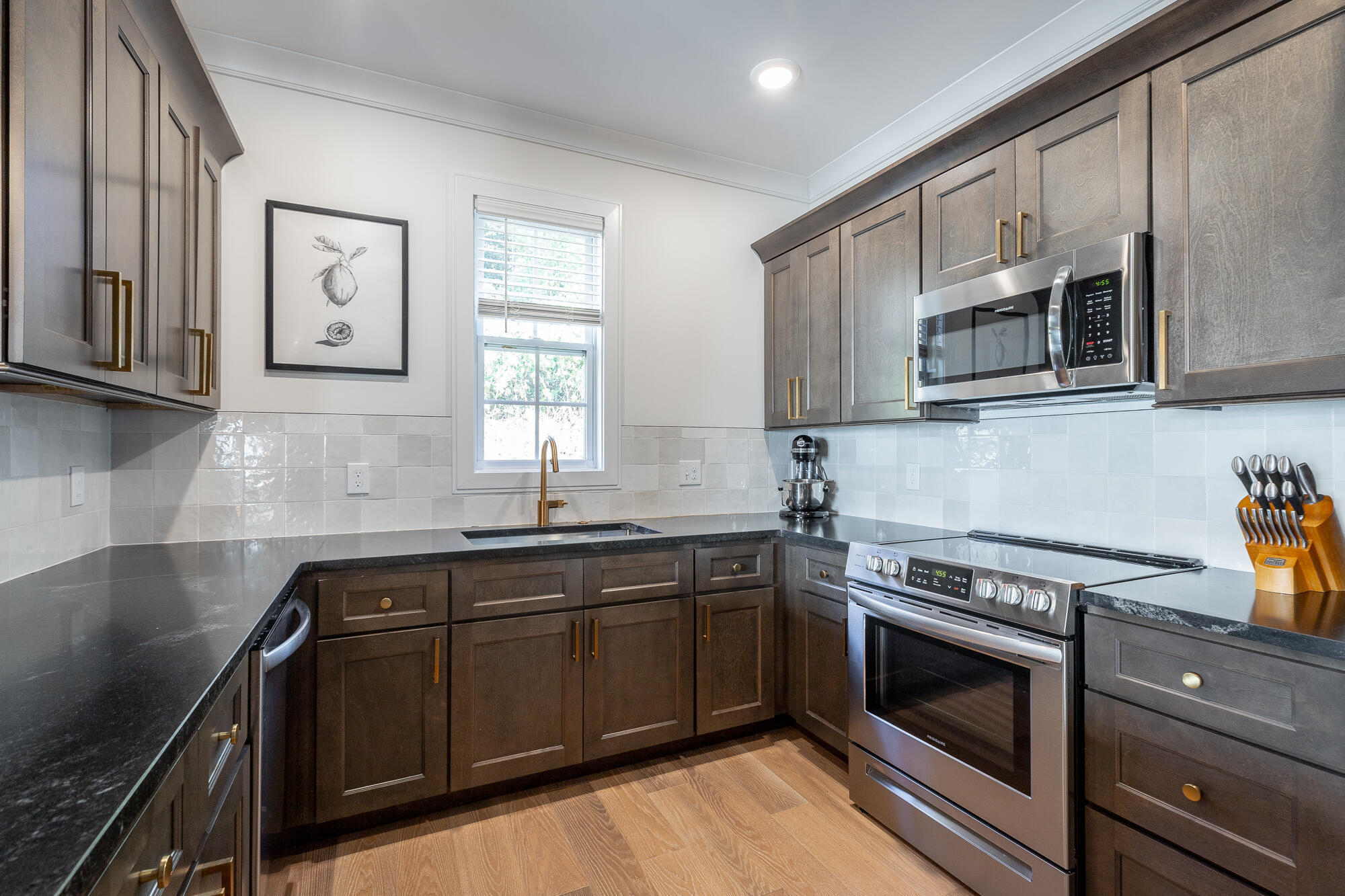 1046 S Seminole Drive