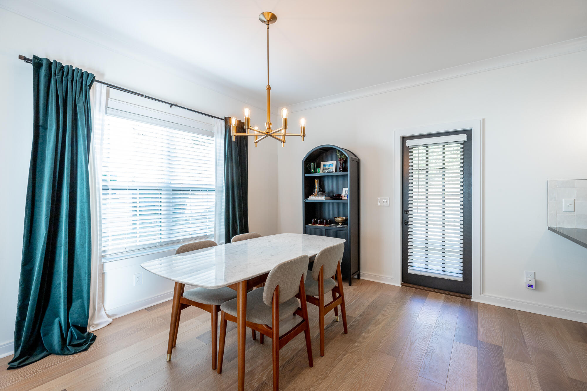 1046 S Seminole Drive