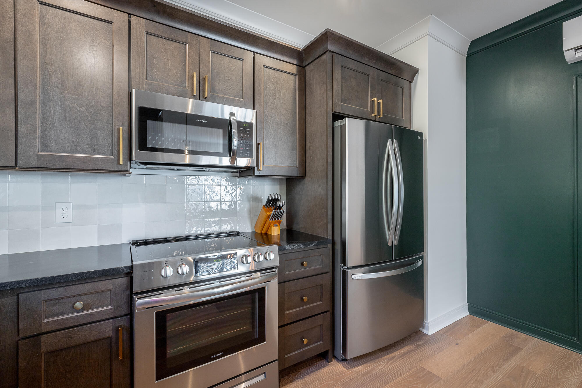 1046 S Seminole Drive