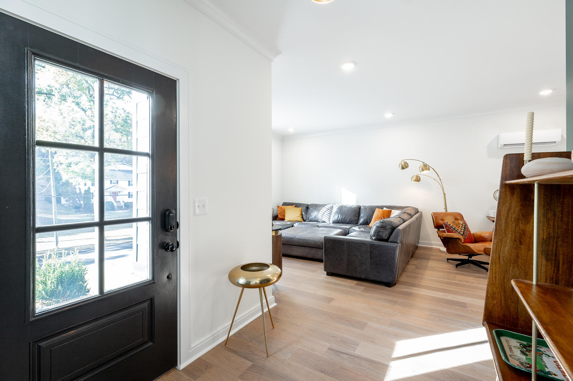 1046 S Seminole Drive