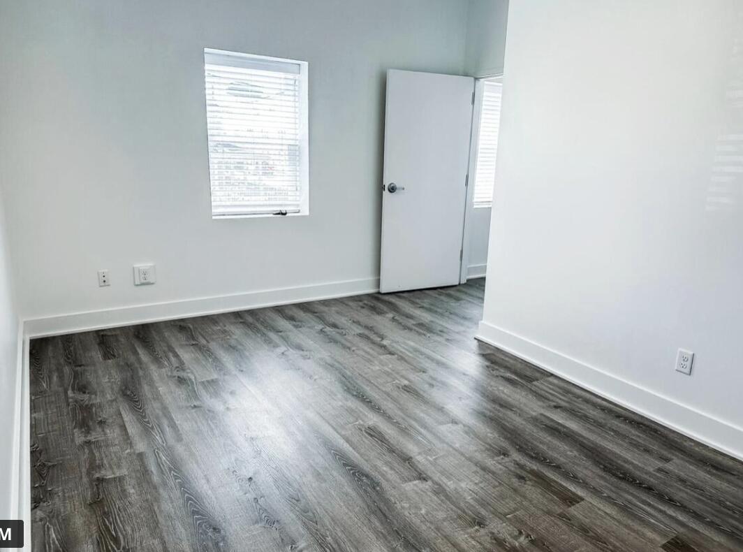 1590 Adams Street, 210