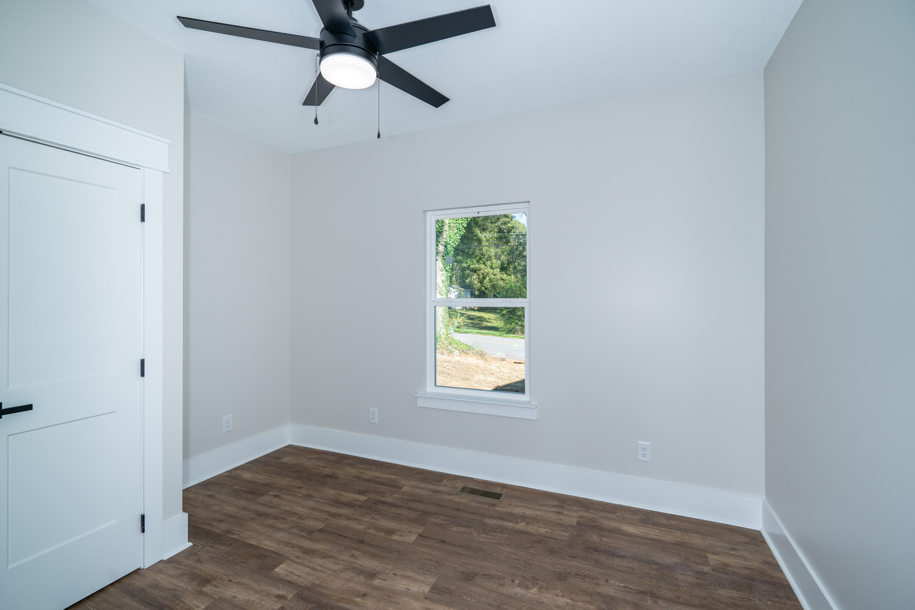 505 Mclemore Street, LaFayette