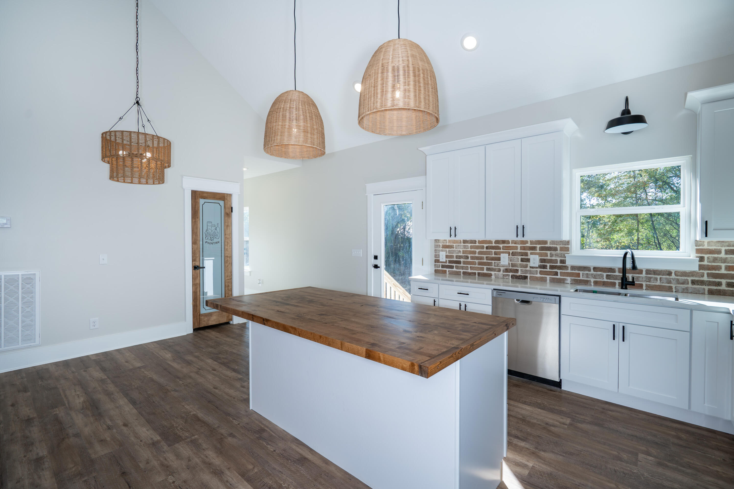 505 Mclemore Street, LaFayette