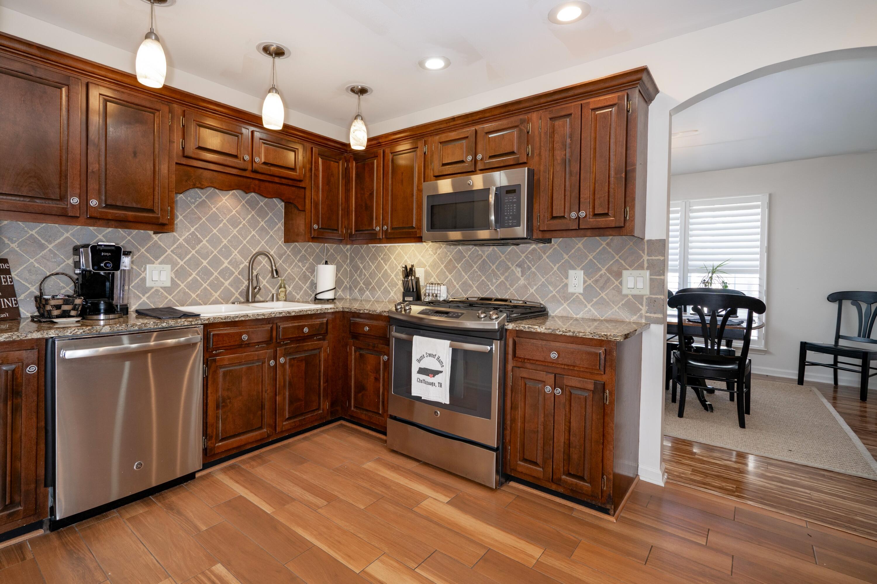 2421 Royal Fern Trail