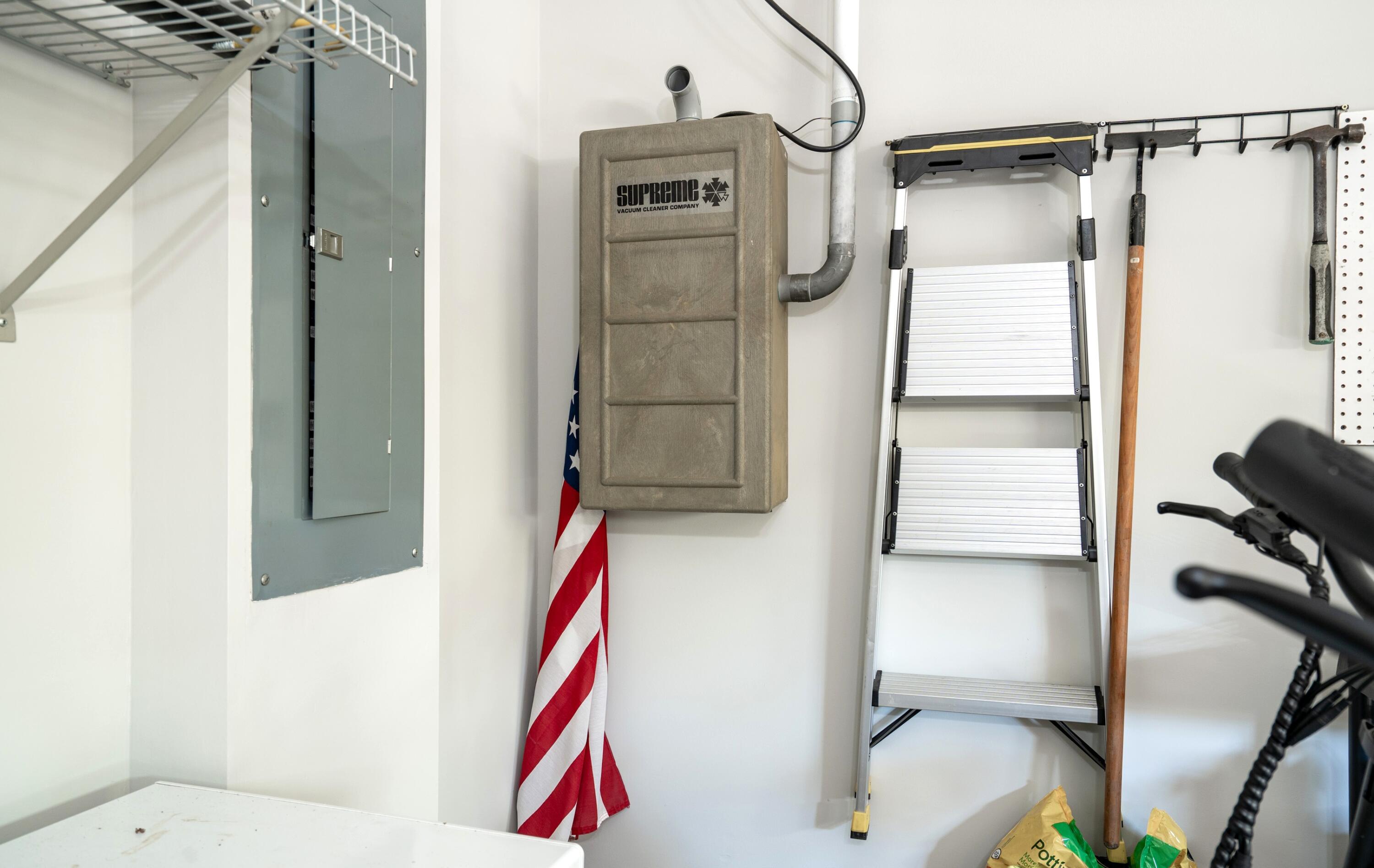 2421 Royal Fern Trail