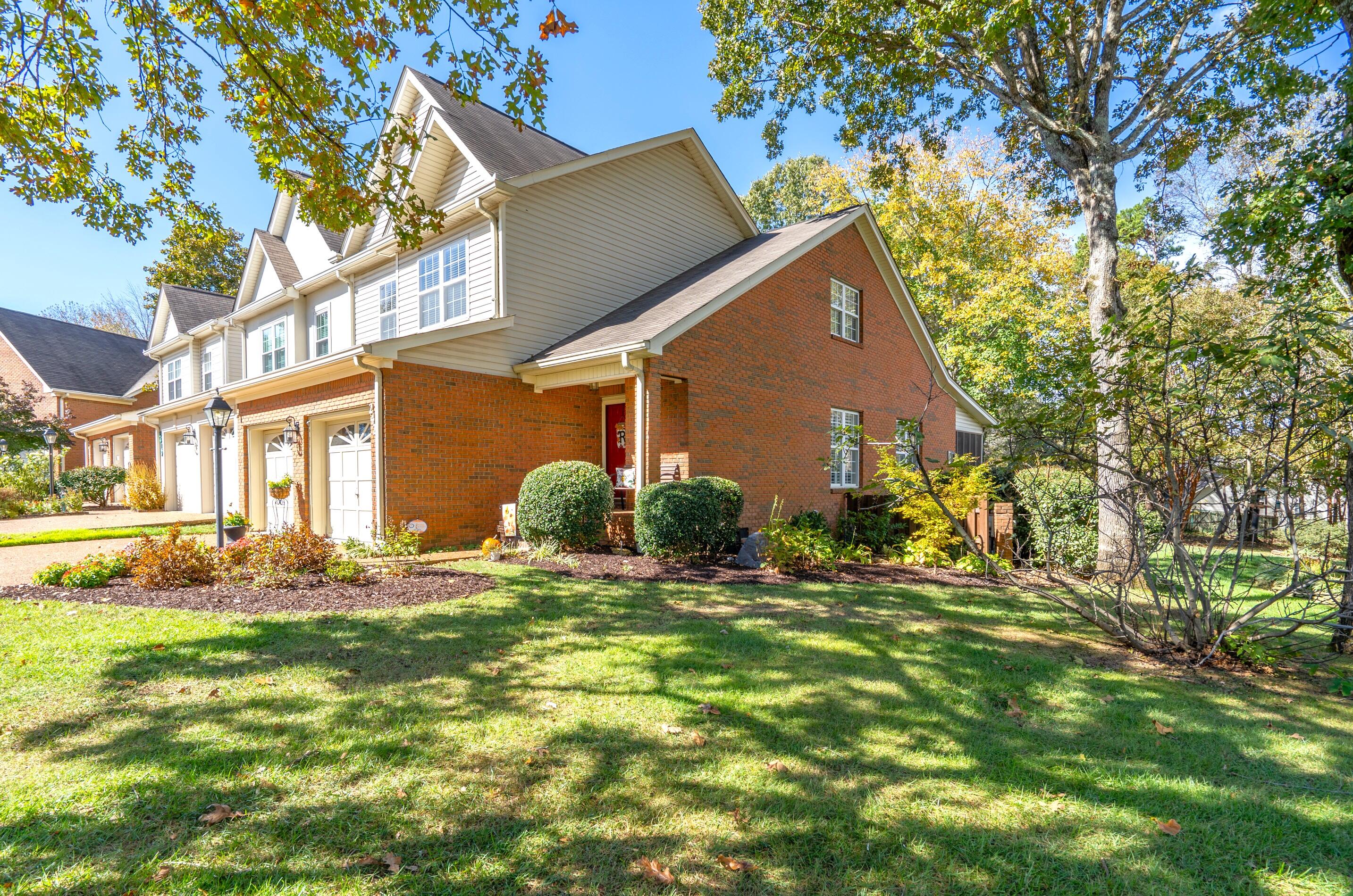 2421 Royal Fern Trail