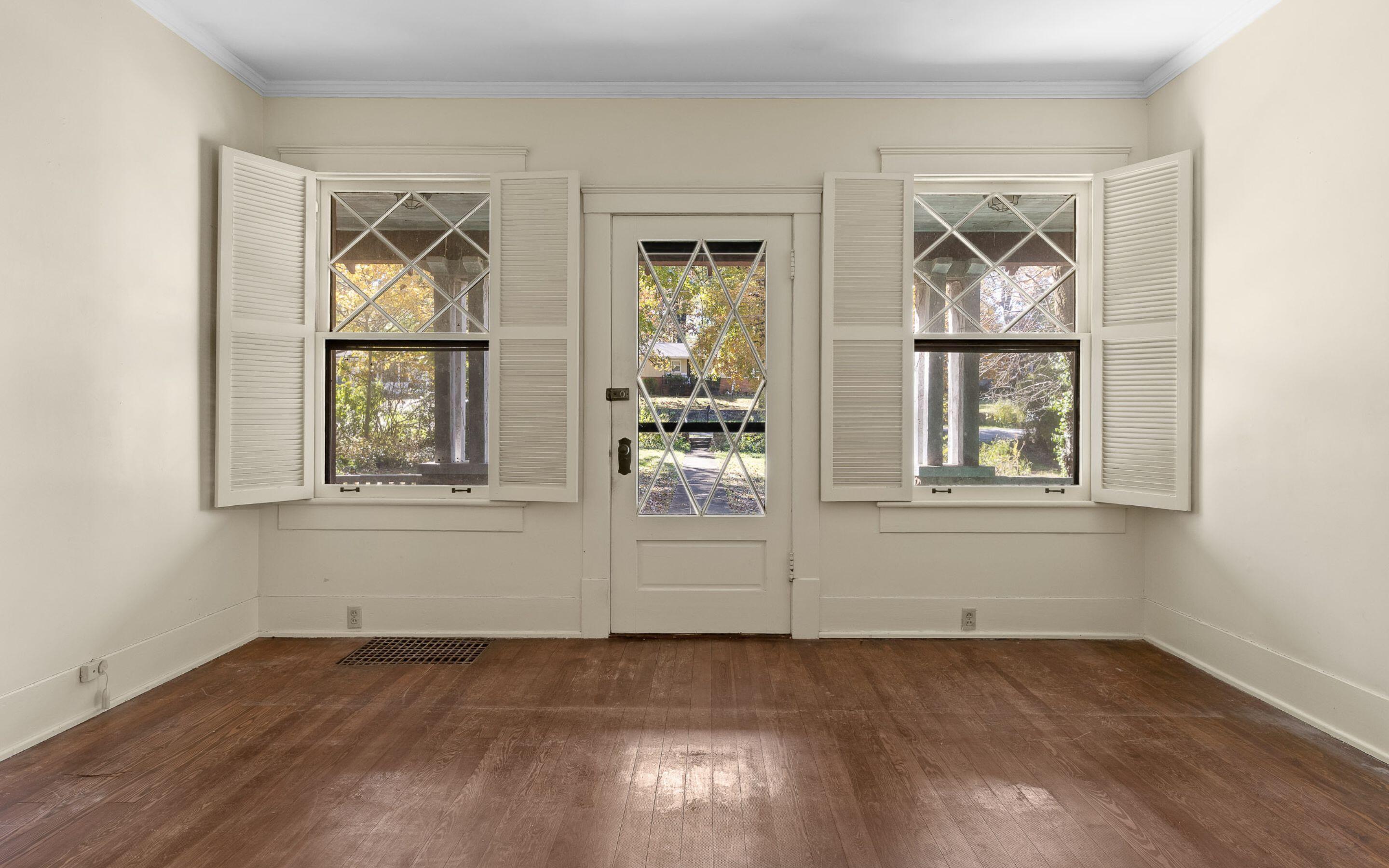 321 Signal Mountain Boulevard