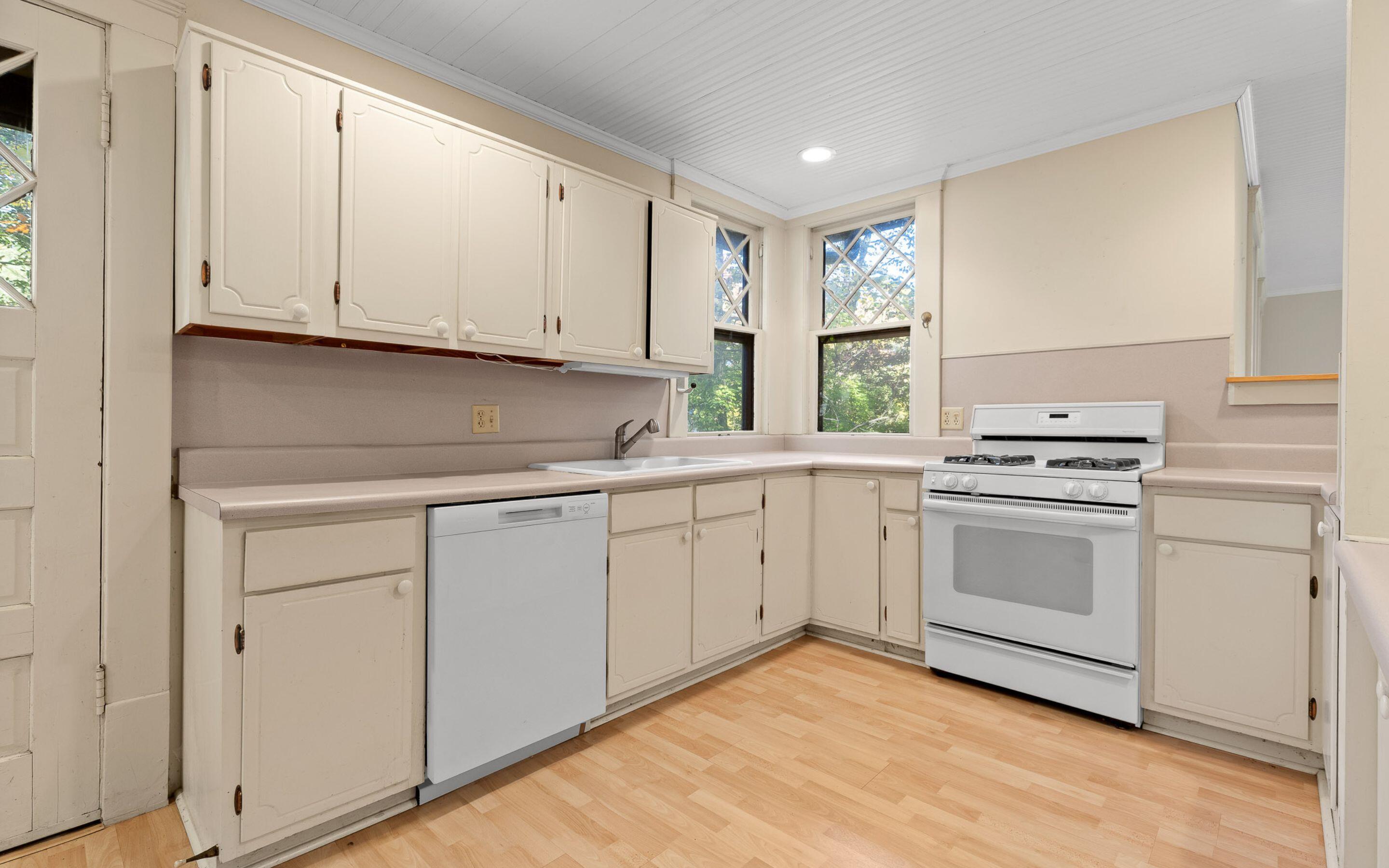 321 Signal Mountain Boulevard