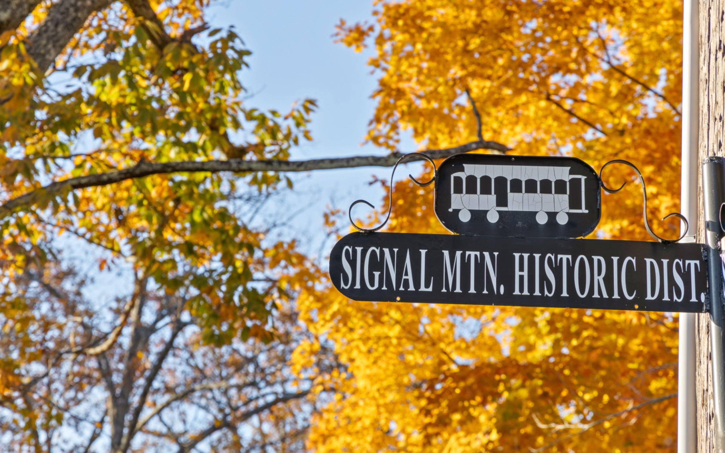 321 Signal Mountain Boulevard