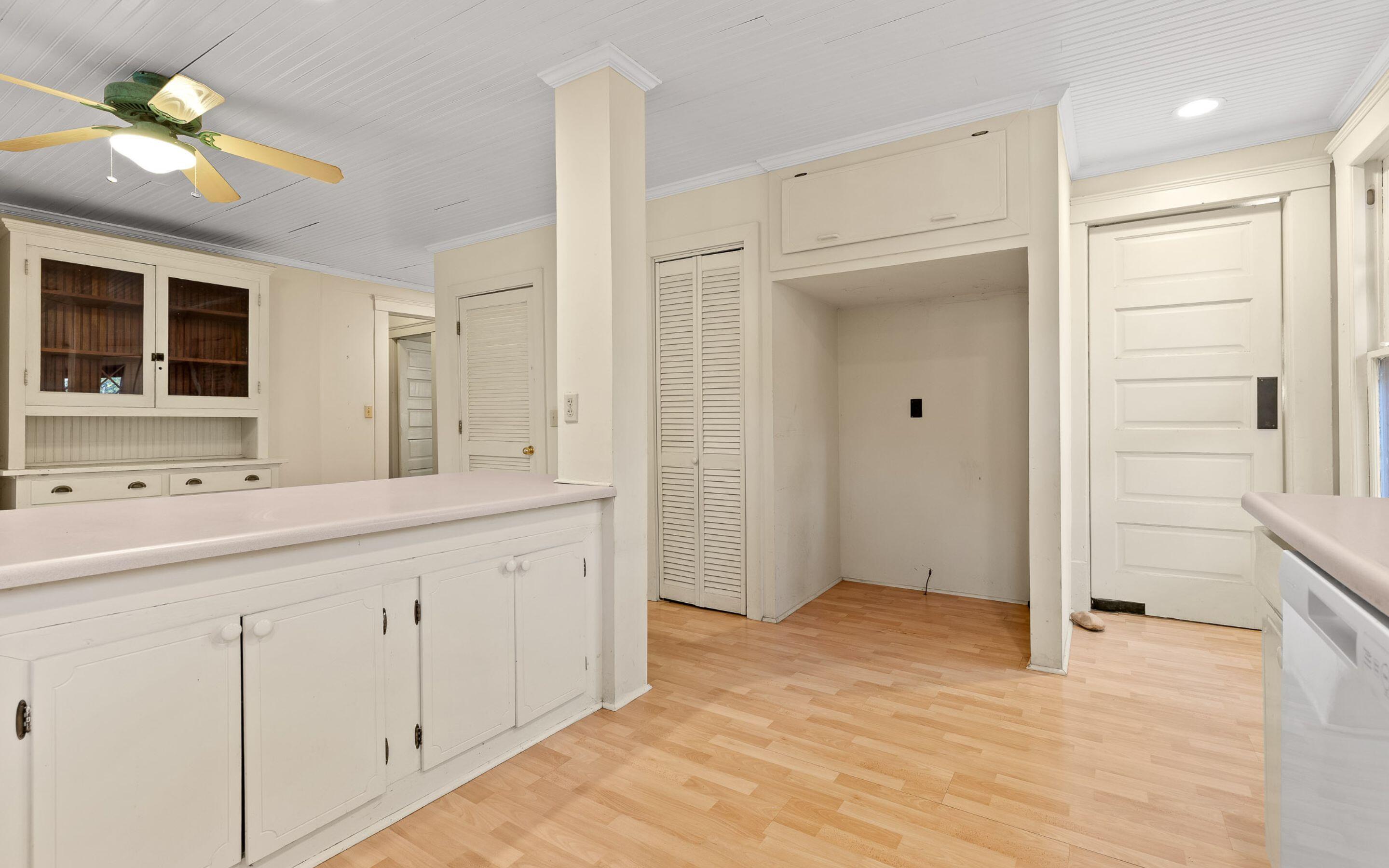 321 Signal Mountain Boulevard