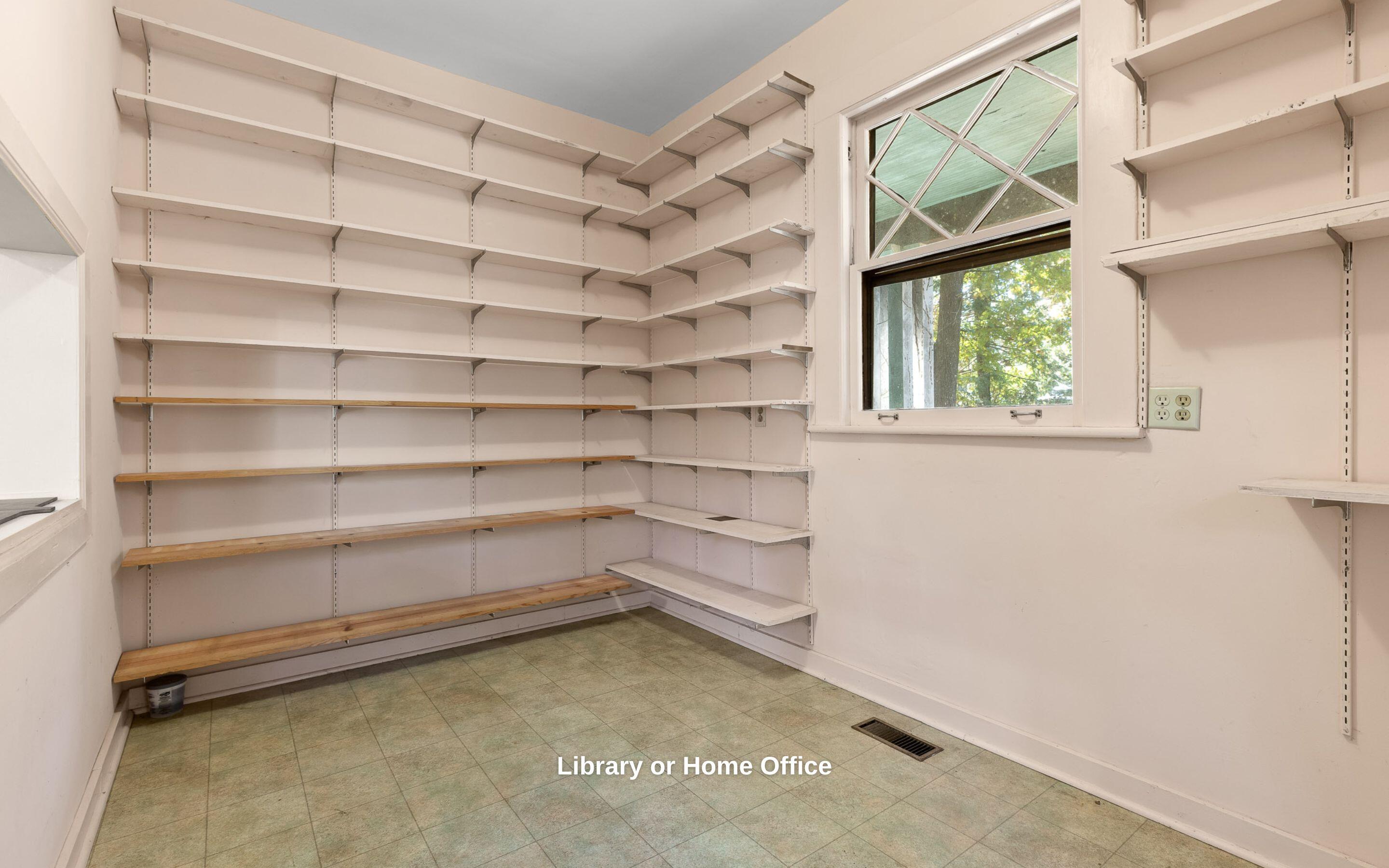 321 Signal Mountain Boulevard