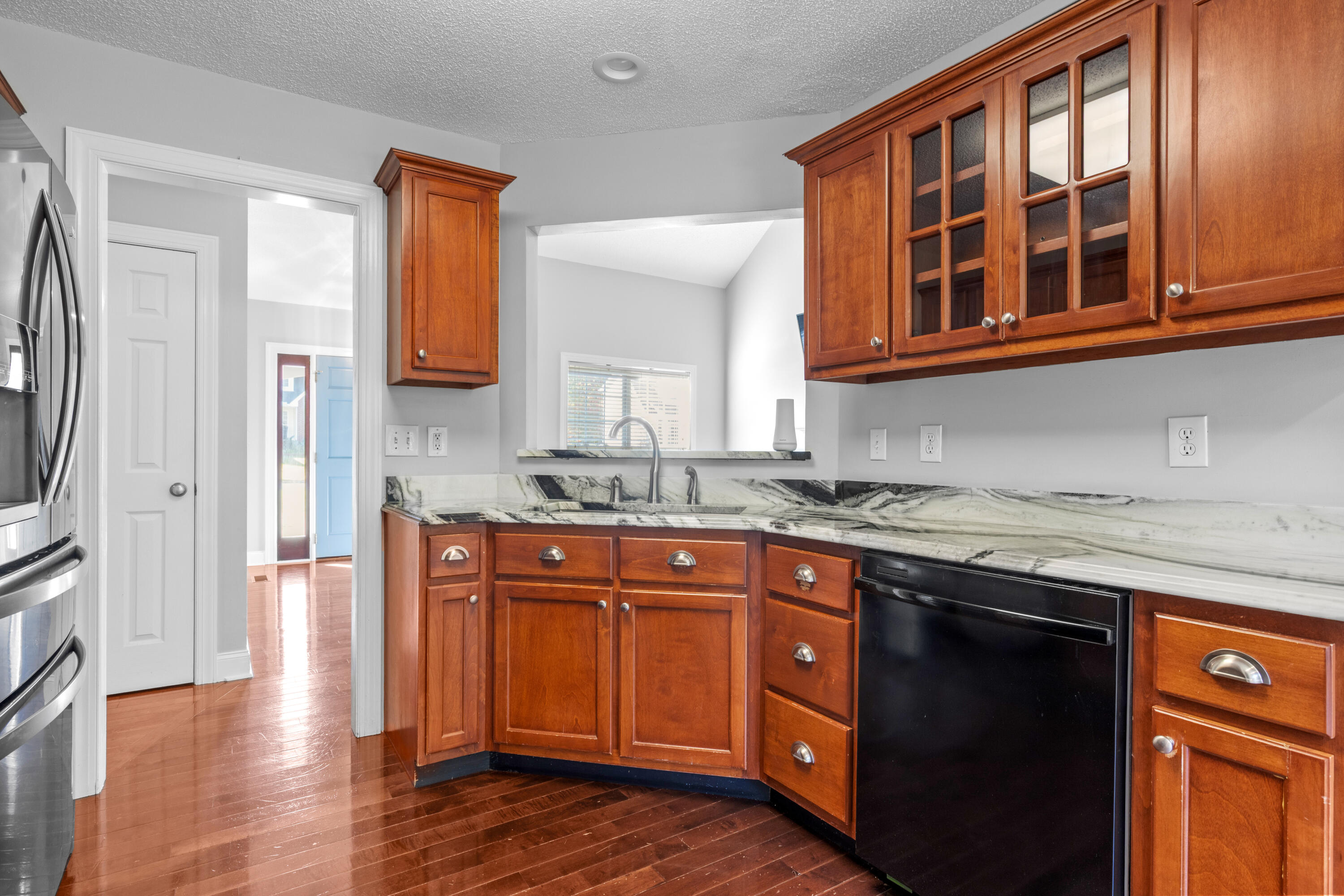 433 Stanford Dr