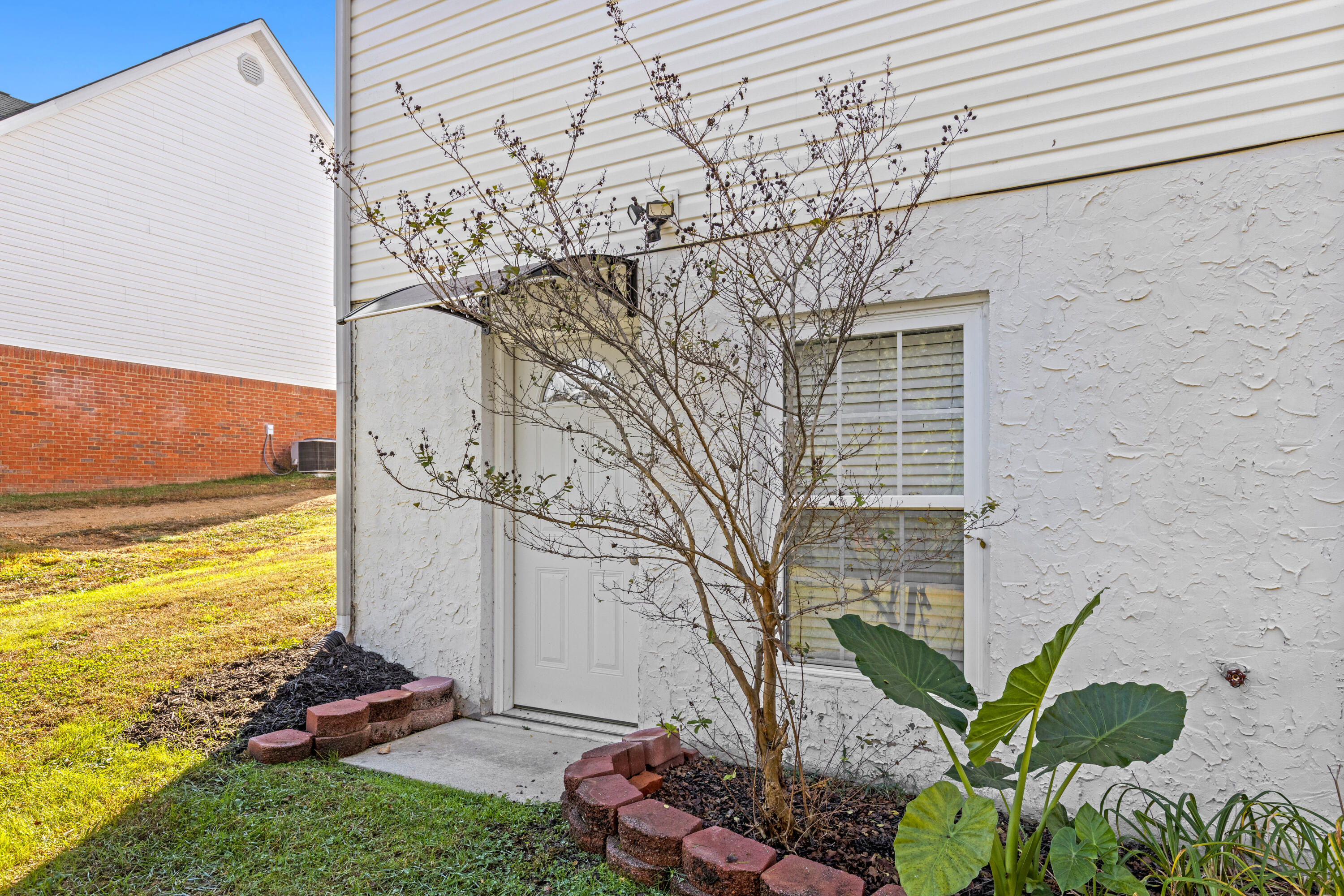 433 Stanford Dr