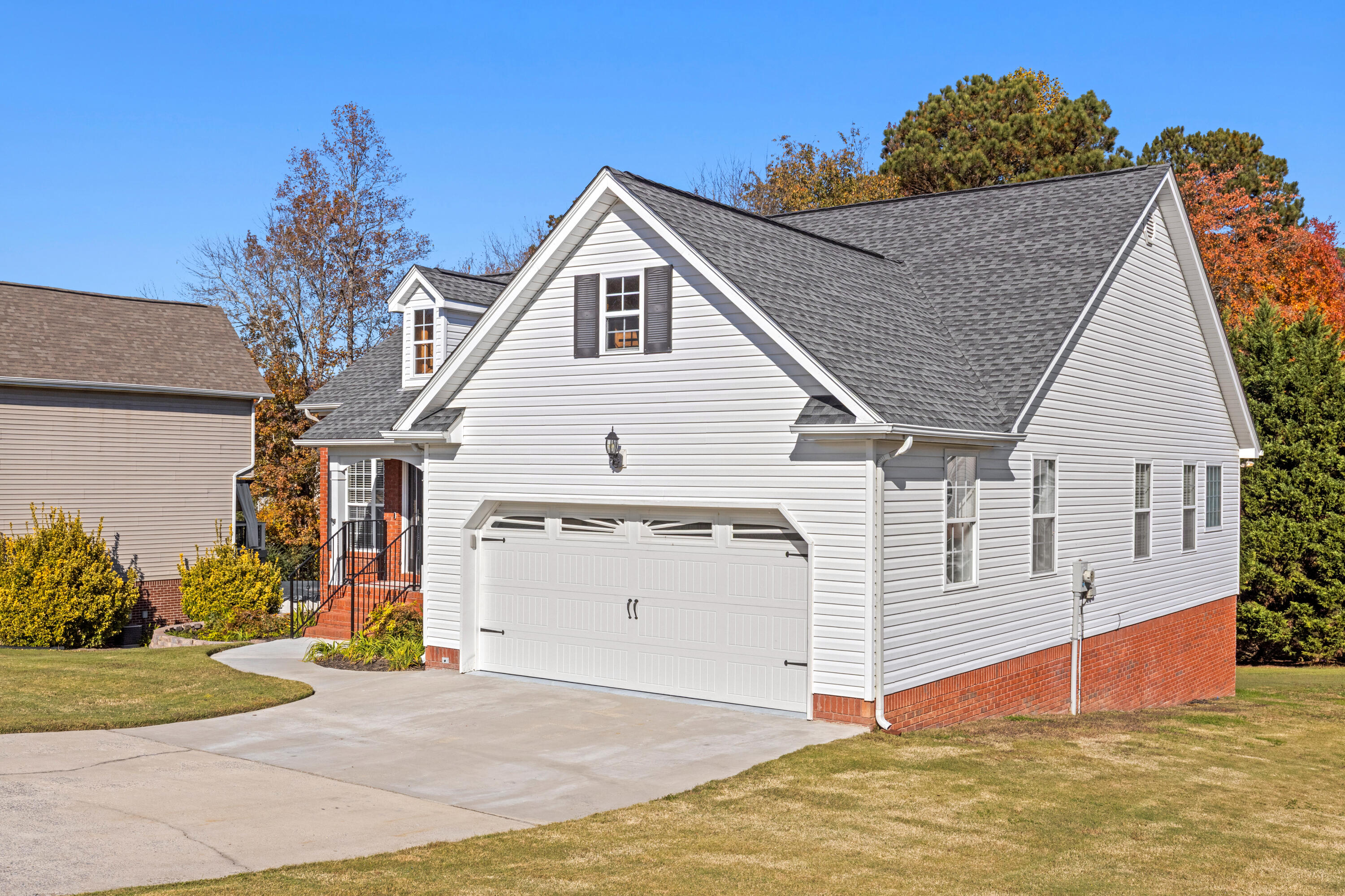 433 Stanford Dr