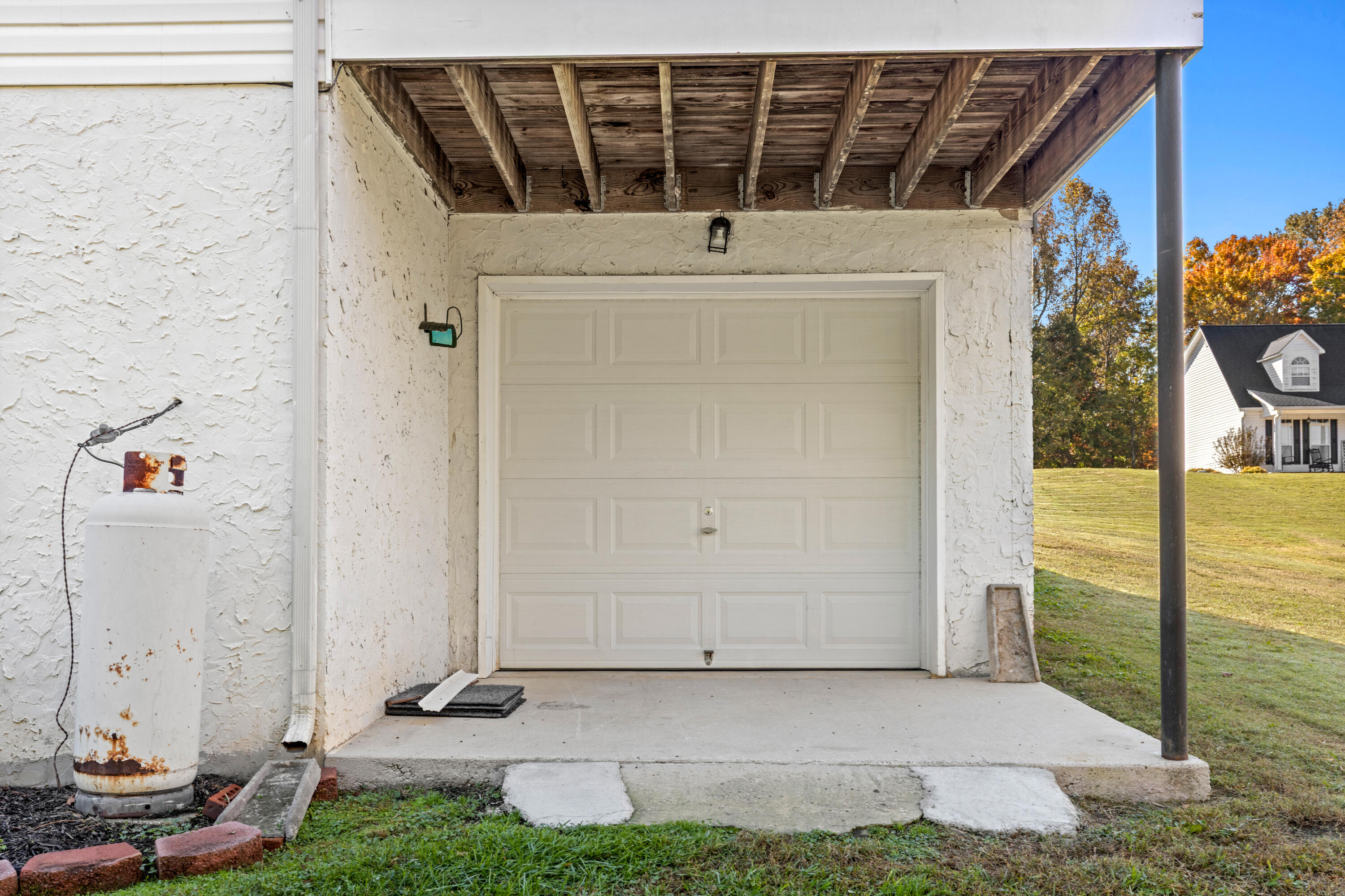433 Stanford Dr