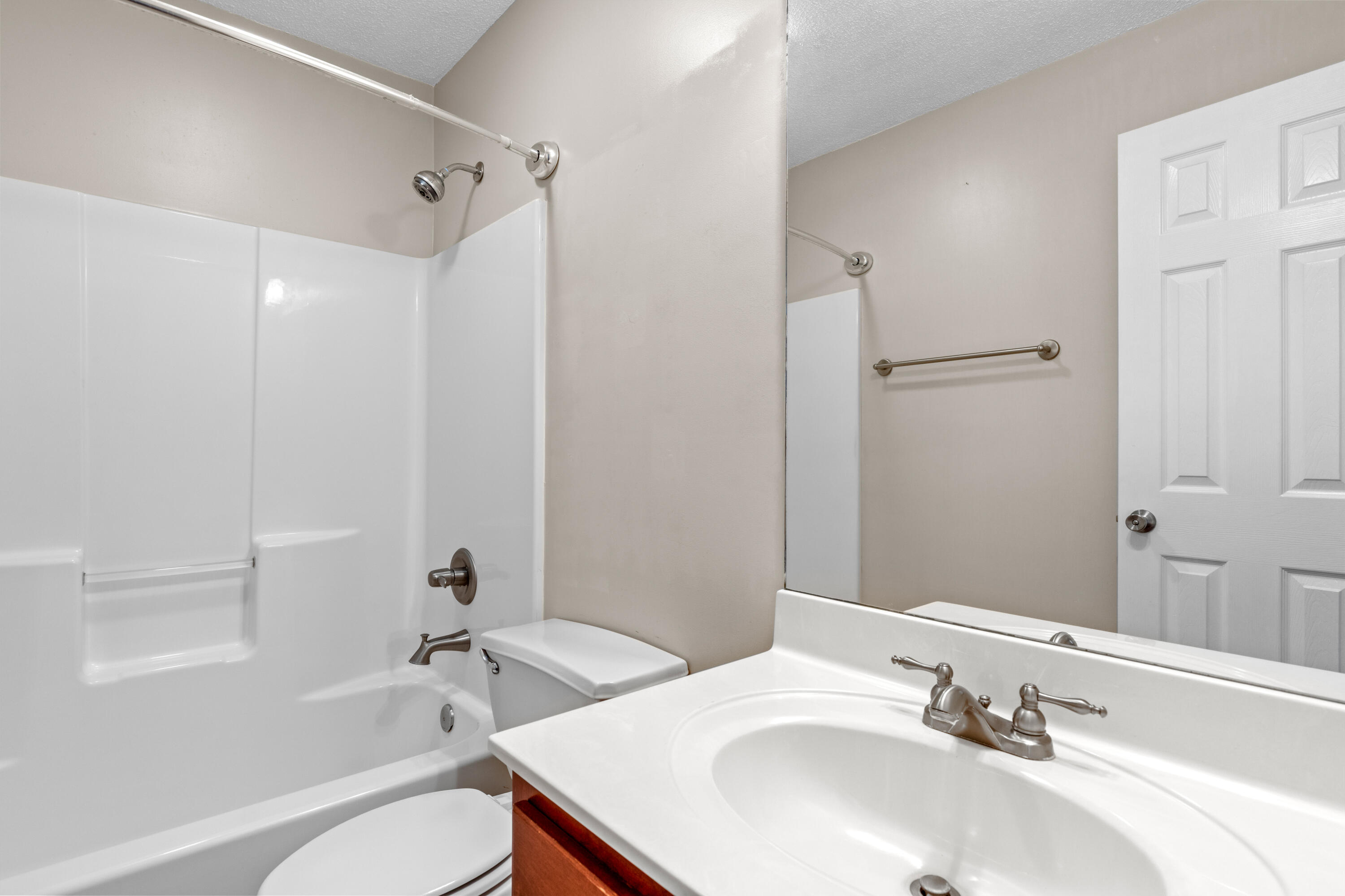 433 Stanford Dr